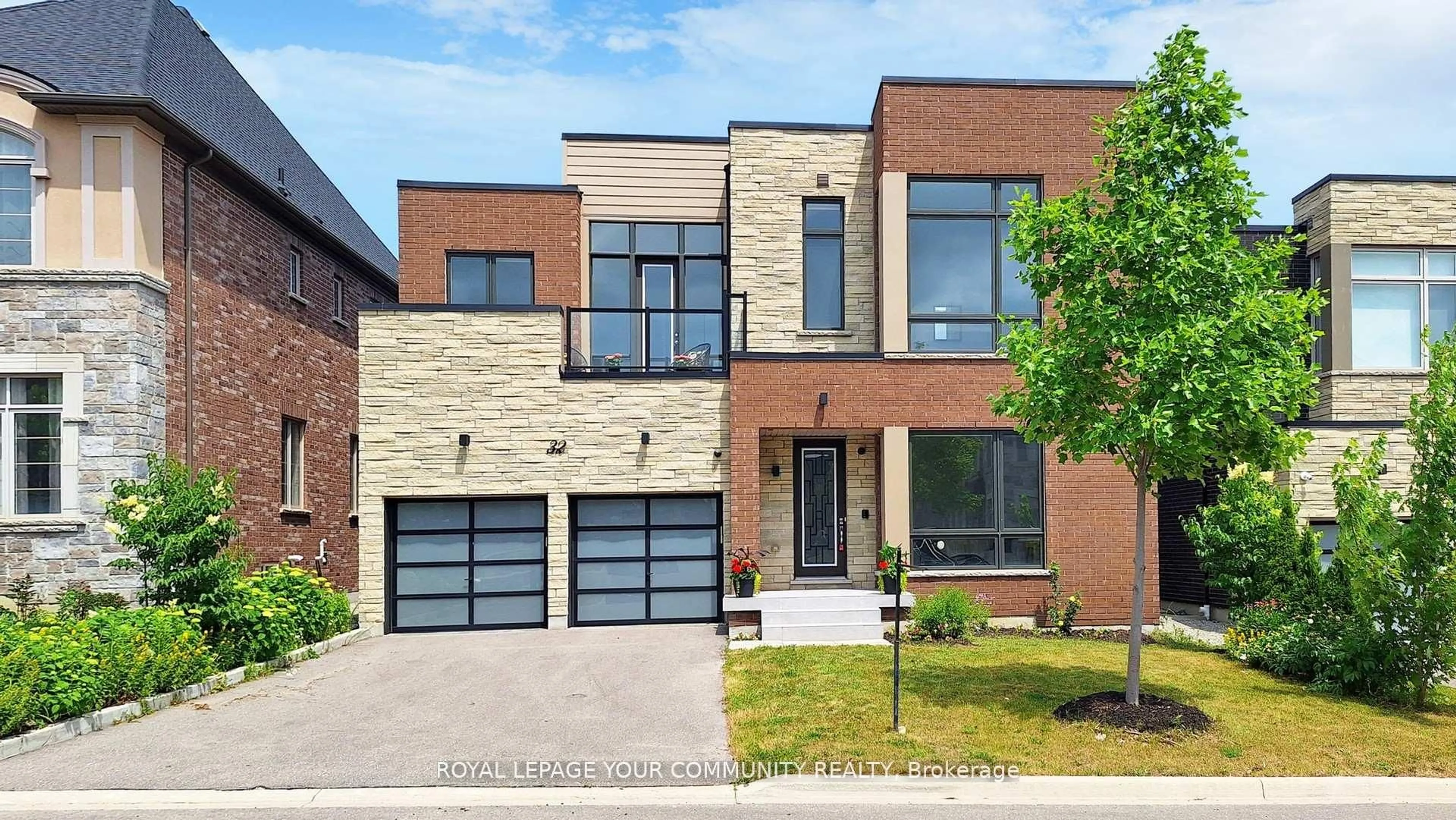 Home with brick exterior material, street for 32 Conger St, Vaughan Ontario L6A 1S2