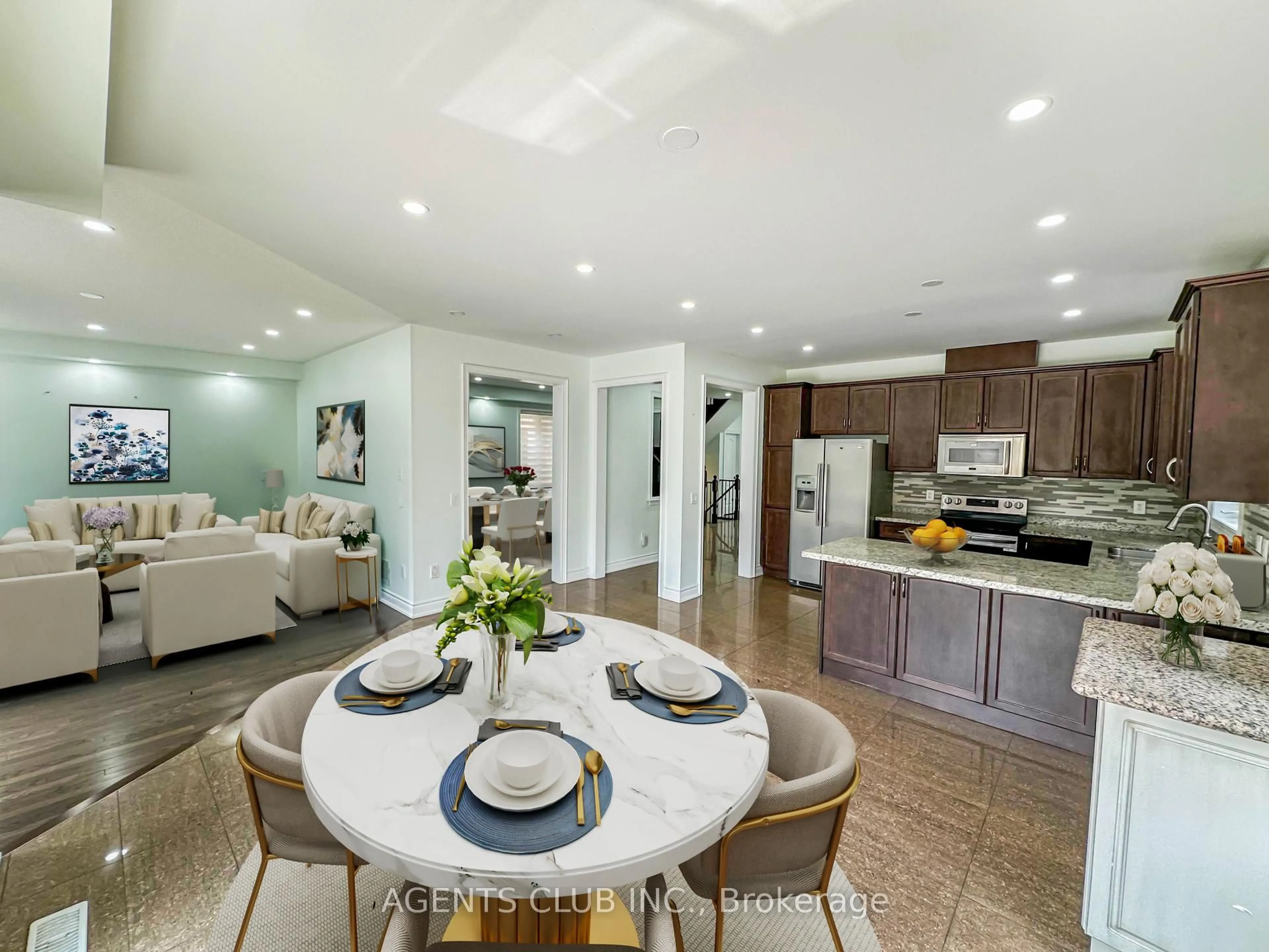 Open concept kitchen, ceramic/tile floor for 205 Via Toscana, Vaughan Ontario L4H 0Z1