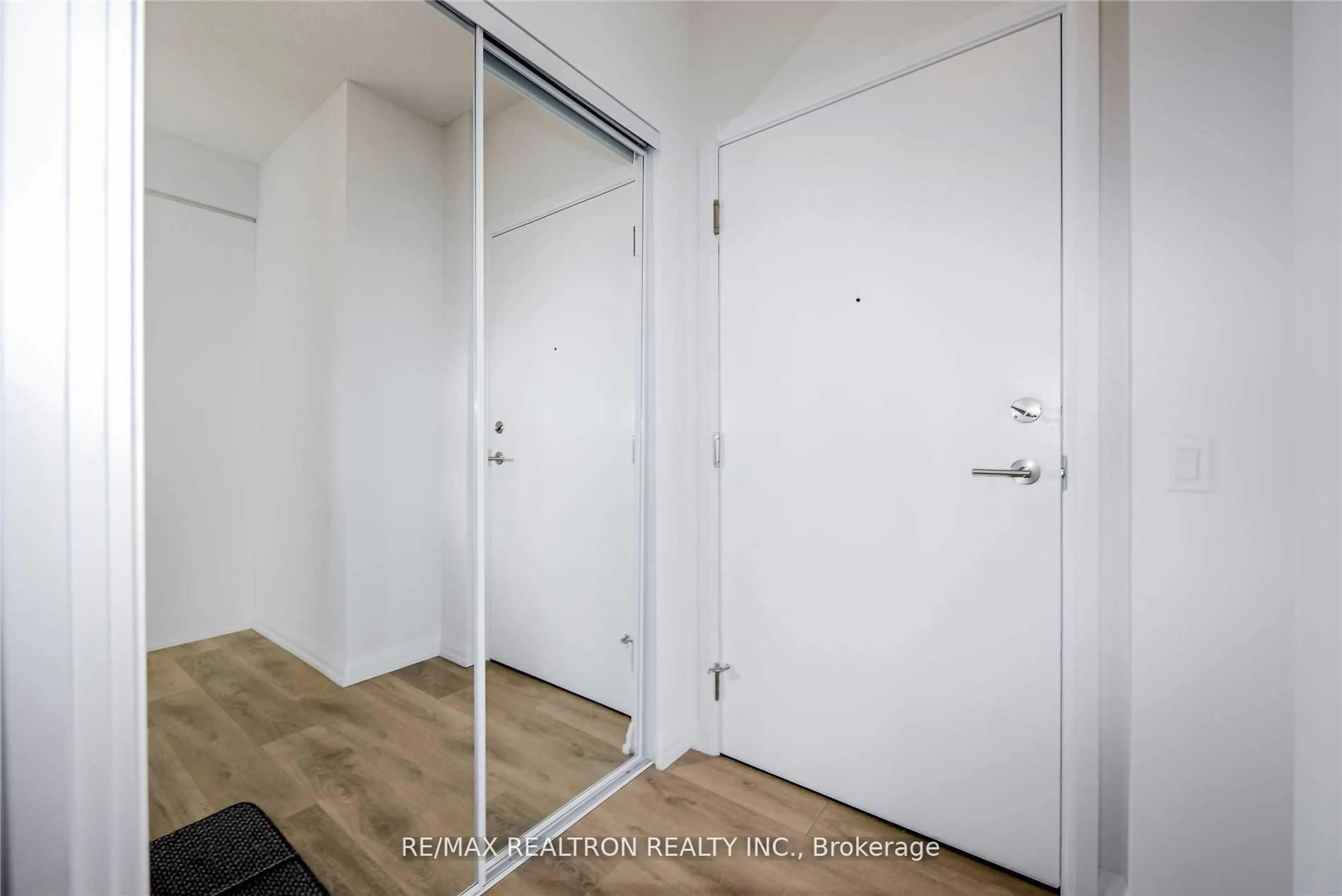 Unknown for 7895 Jane St #2606, Vaughan Ontario L4K 0K2