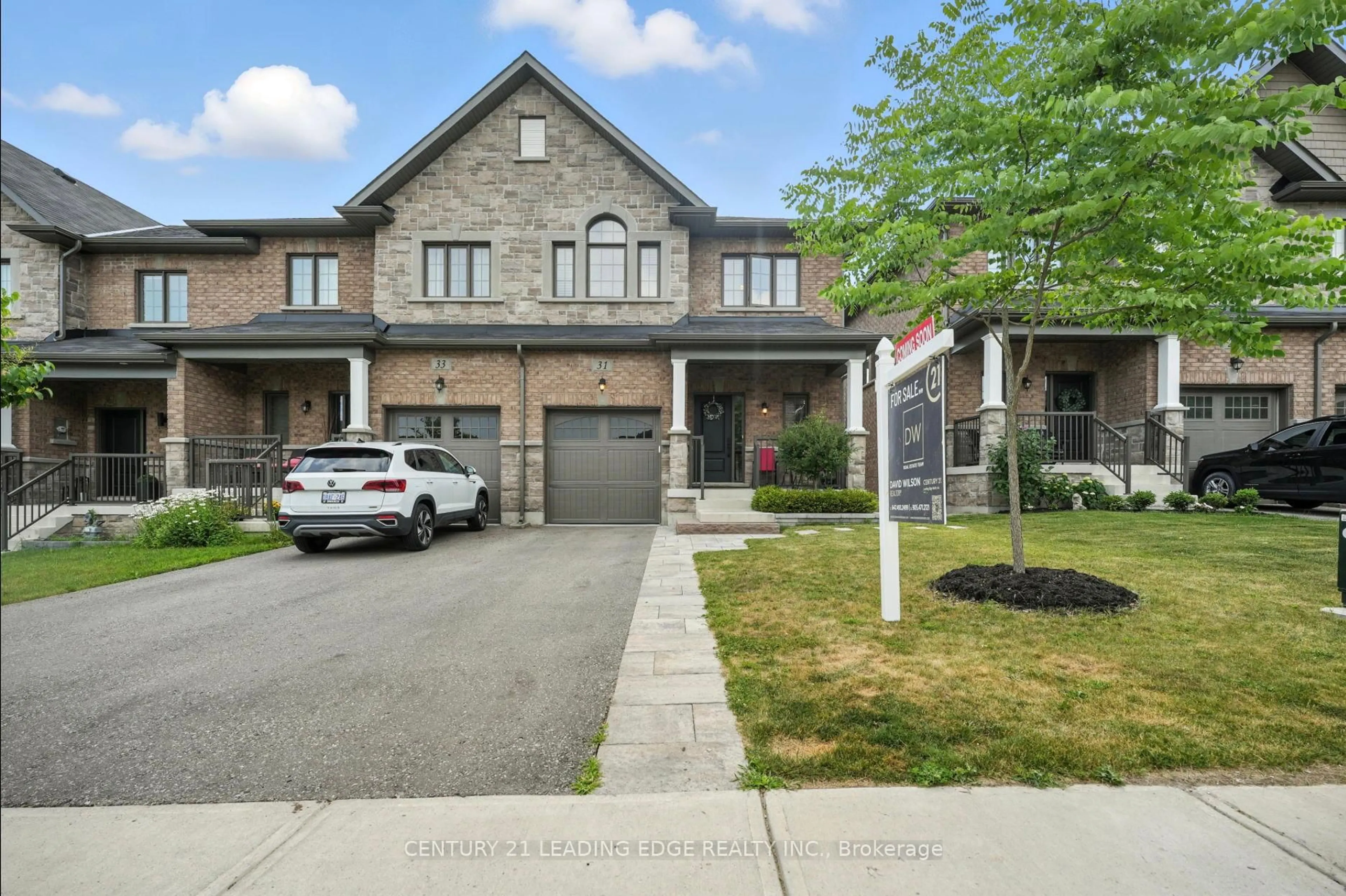 Home with brick exterior material, street for 31 GORD MATTHEWS Way, Uxbridge Ontario L9P 0E9