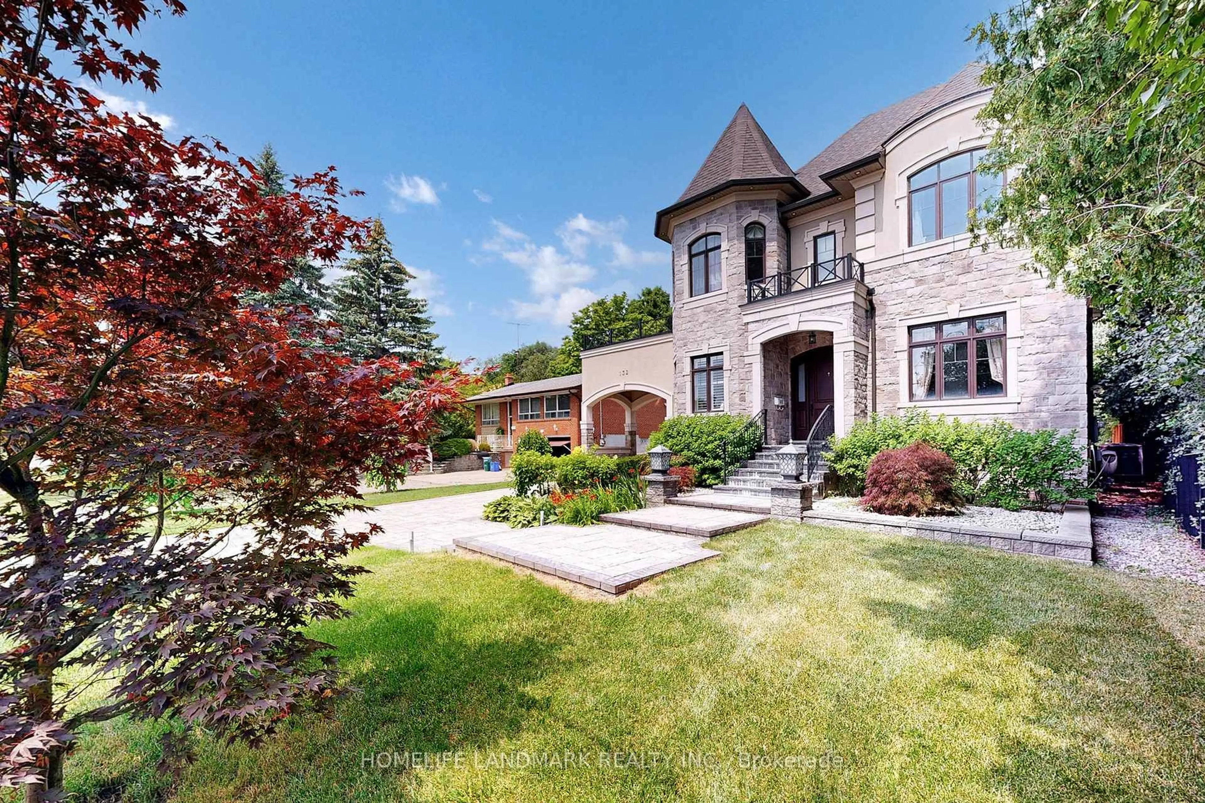 Home with brick exterior material, street for 132 Pemberton Rd, Richmond Hill Ontario L4C 3T7