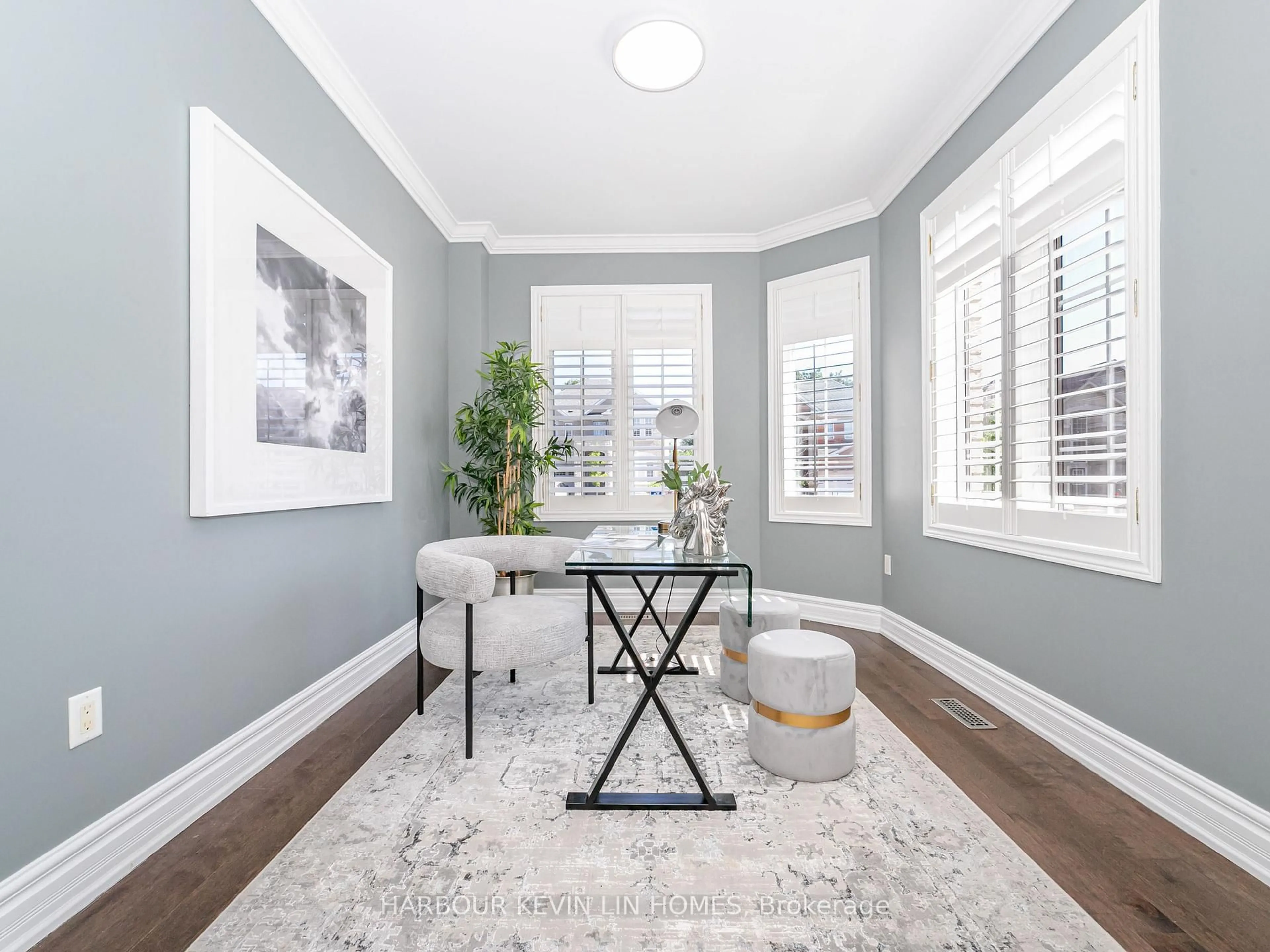 Indoor entryway for 167 Tower Hill Rd, Richmond Hill Ontario L4E 4M1