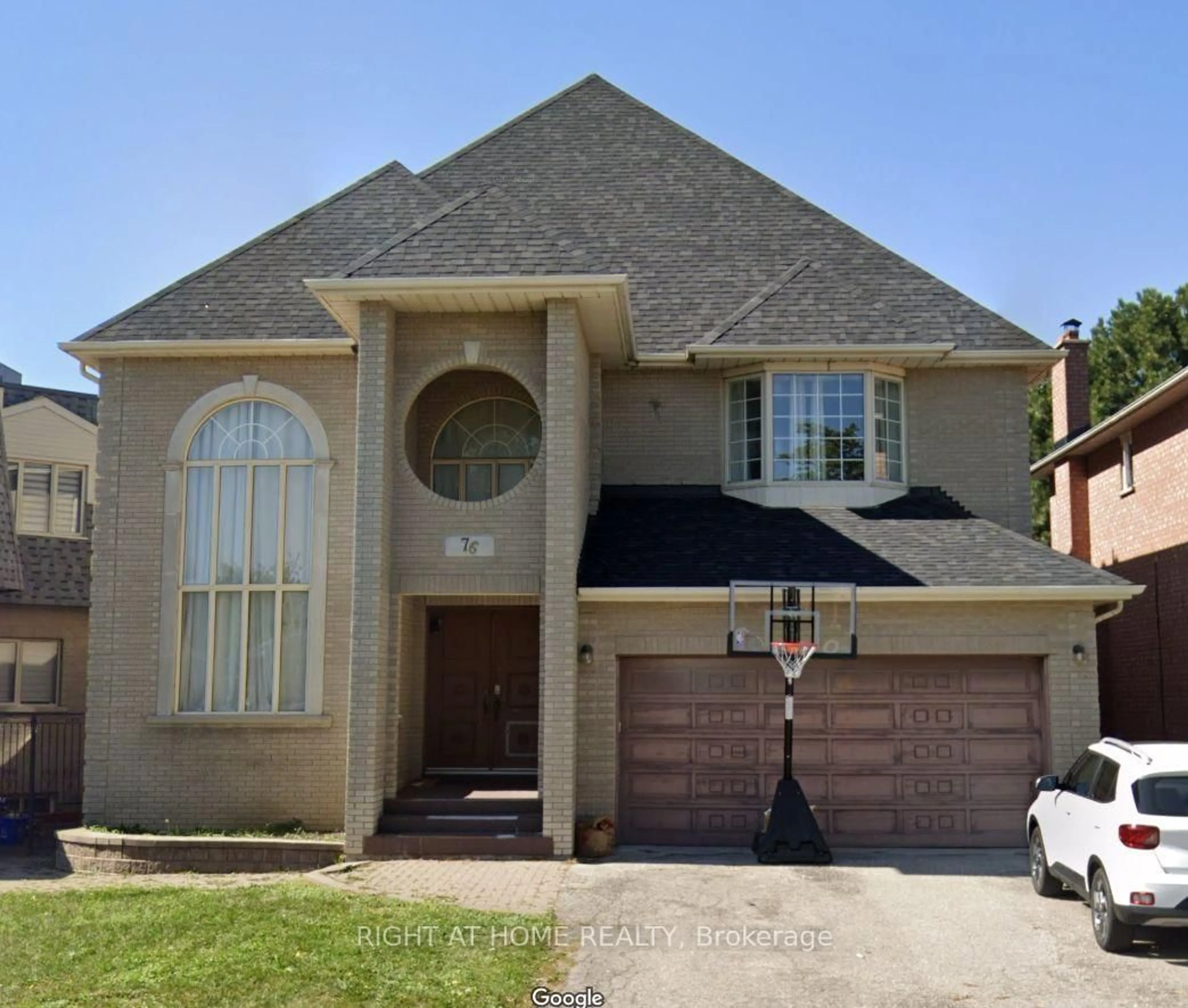 Home with brick exterior material, street for 76 Oakdale Rd, Vaughan Ontario L6A 1J1
