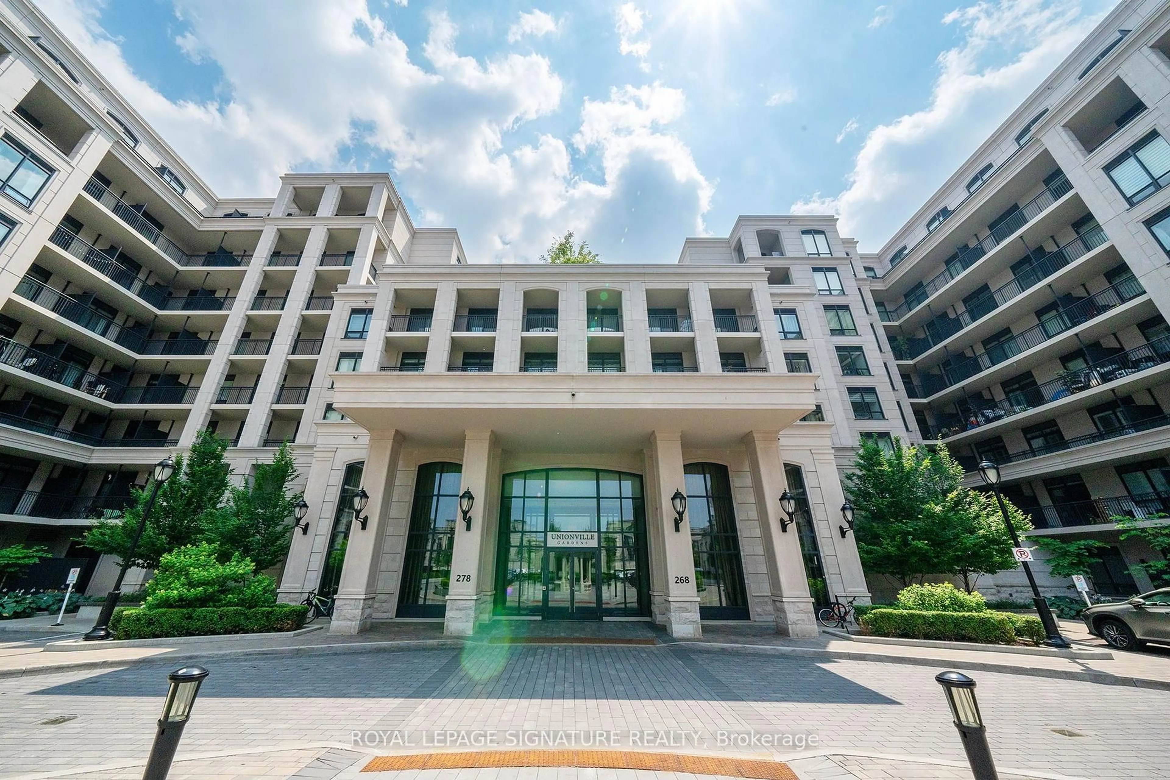 Indoor foyer for 278 Buchanan Dr #916E, Markham Ontario L3R 6J1