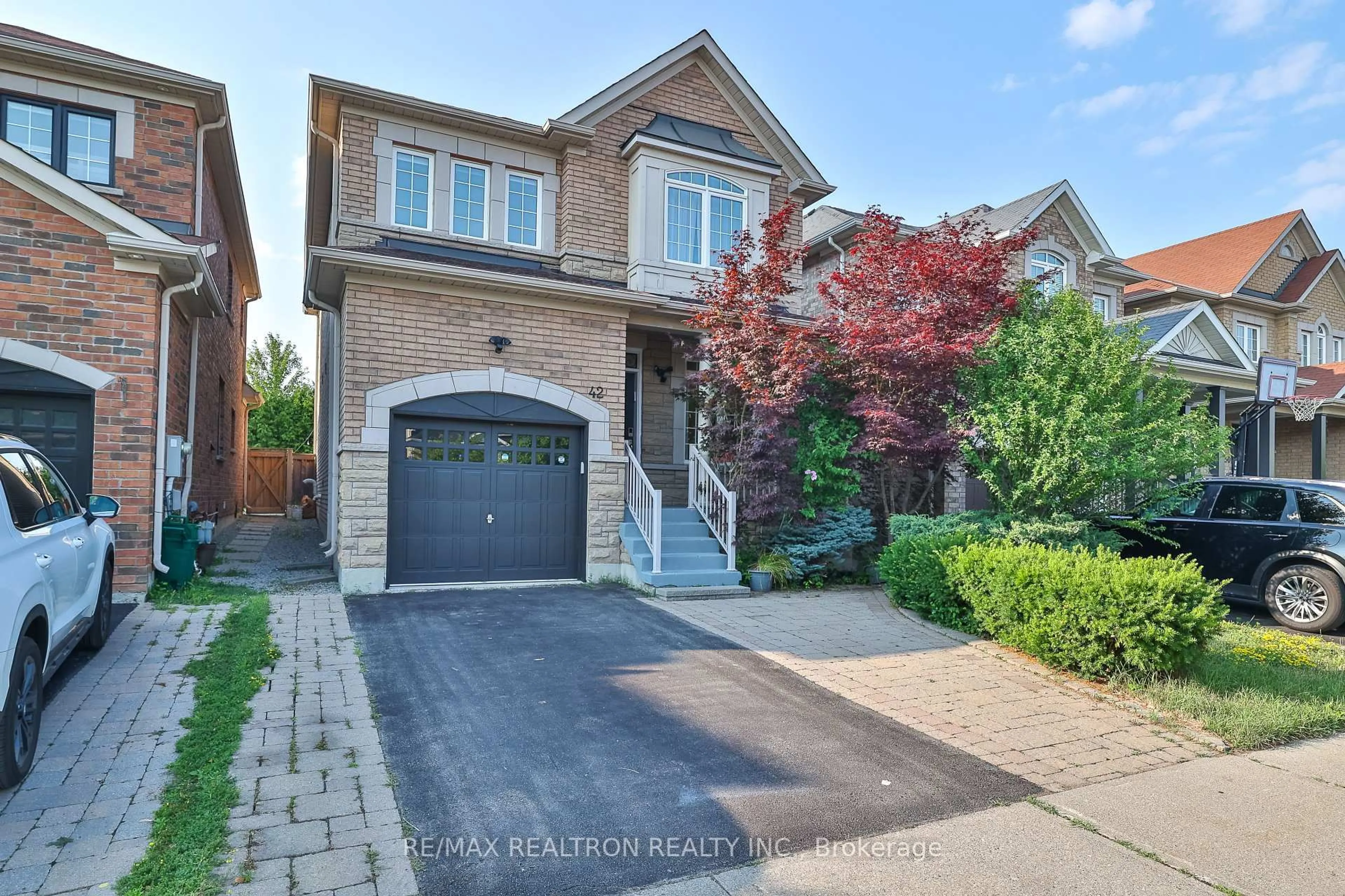 Home with brick exterior material, street for 42 Southvale Dr, Vaughan Ontario L6A 0Y6