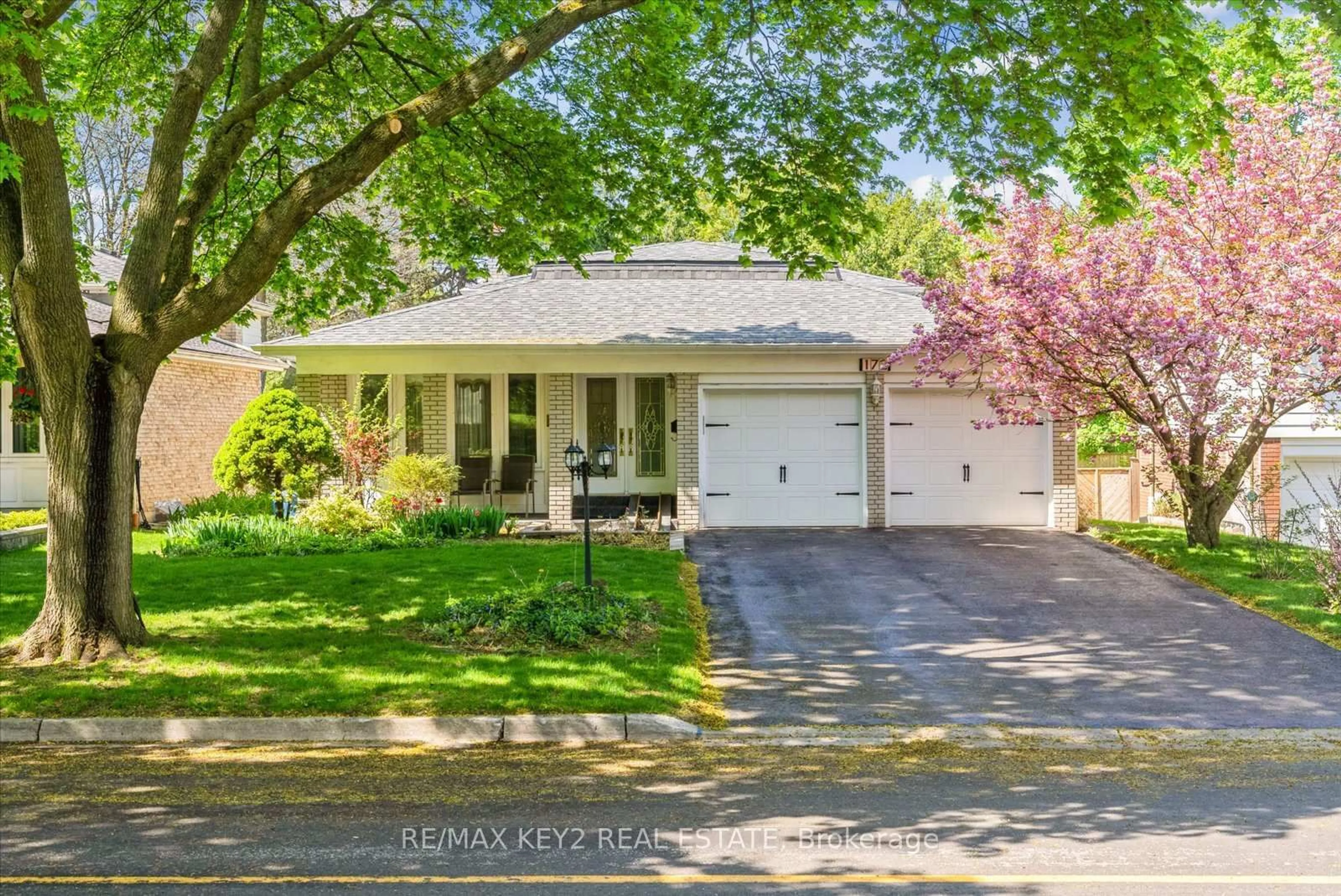 Unknown for 172 Bayview Fairways Dr, Markham Ontario L3T 2Y8