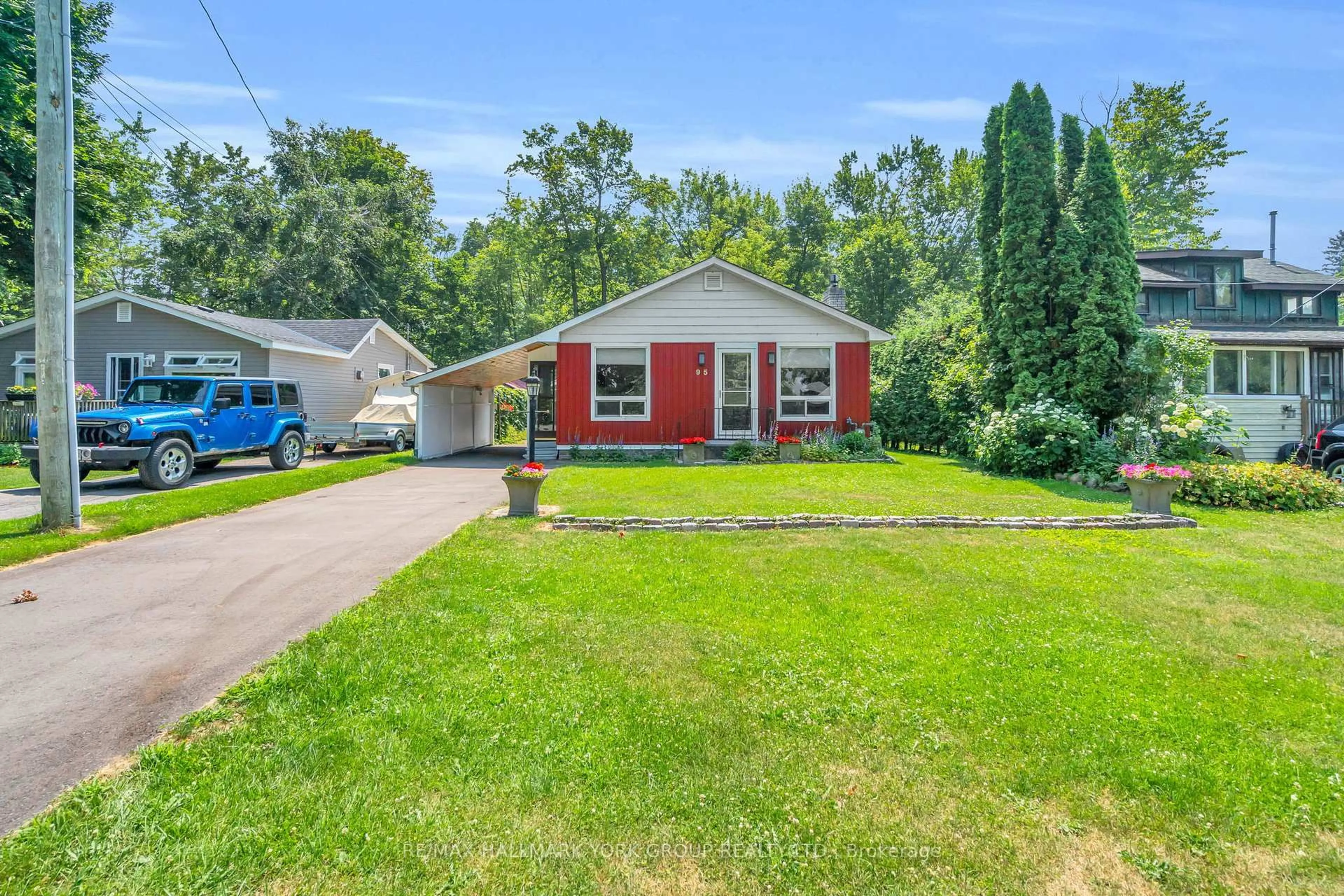 Unknown for 95 Clovelly Cove, Georgina Ontario L0E 1N0