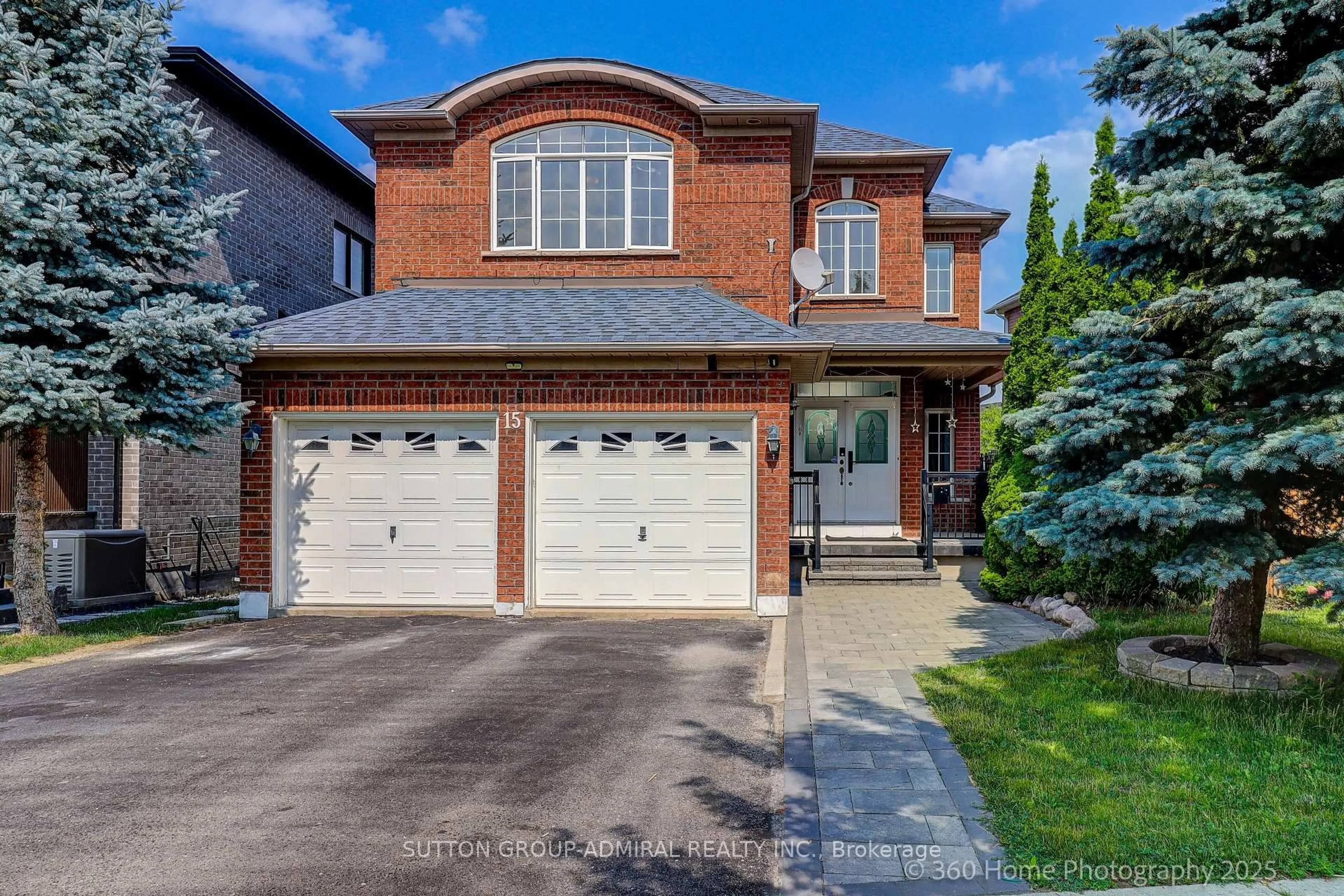 Home with brick exterior material, street for 15 Leyburn Ave, Richmond Hill Ontario L4C 0R2