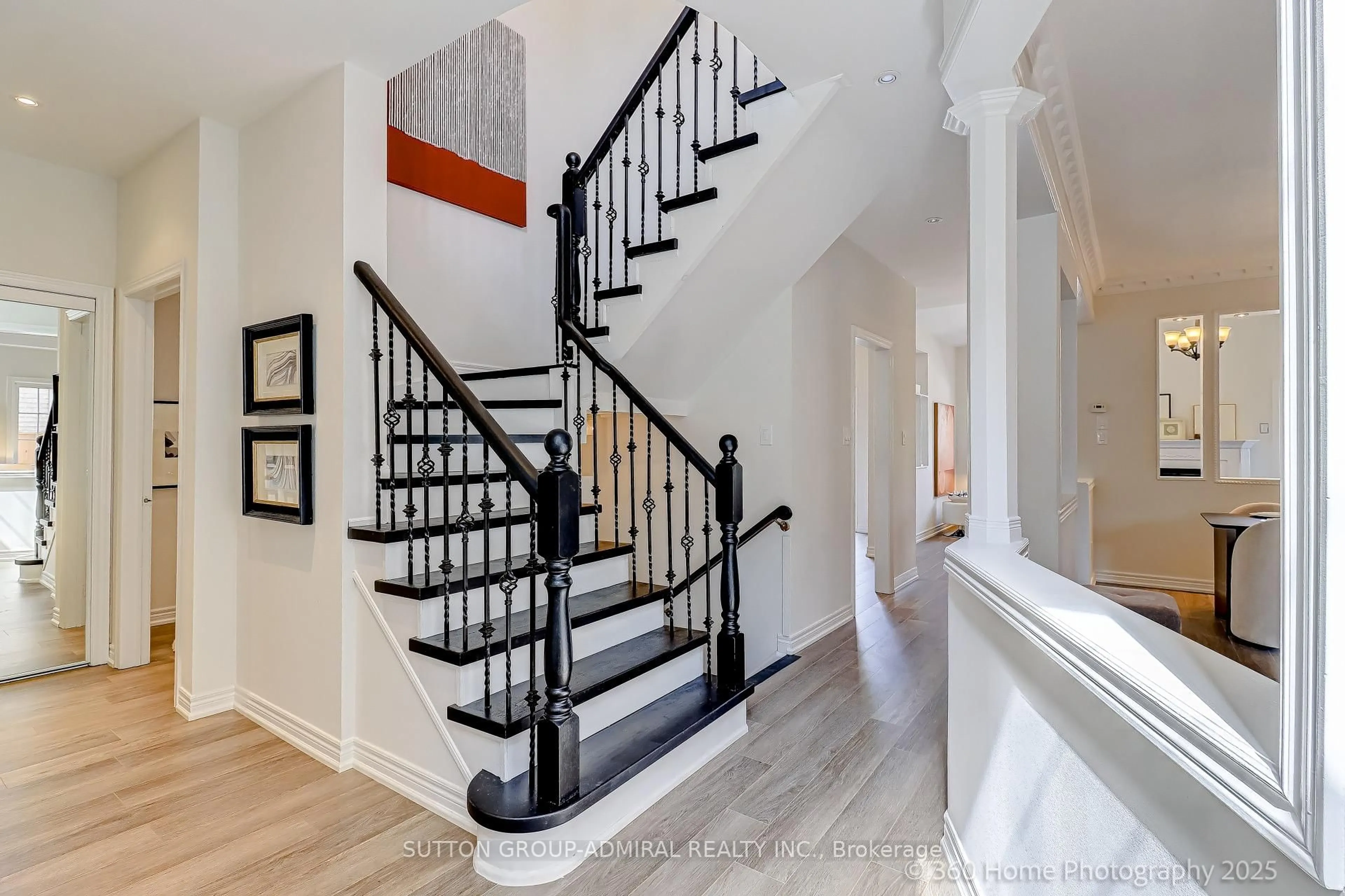 Stairs for 15 Leyburn Ave, Richmond Hill Ontario L4C 0R2
