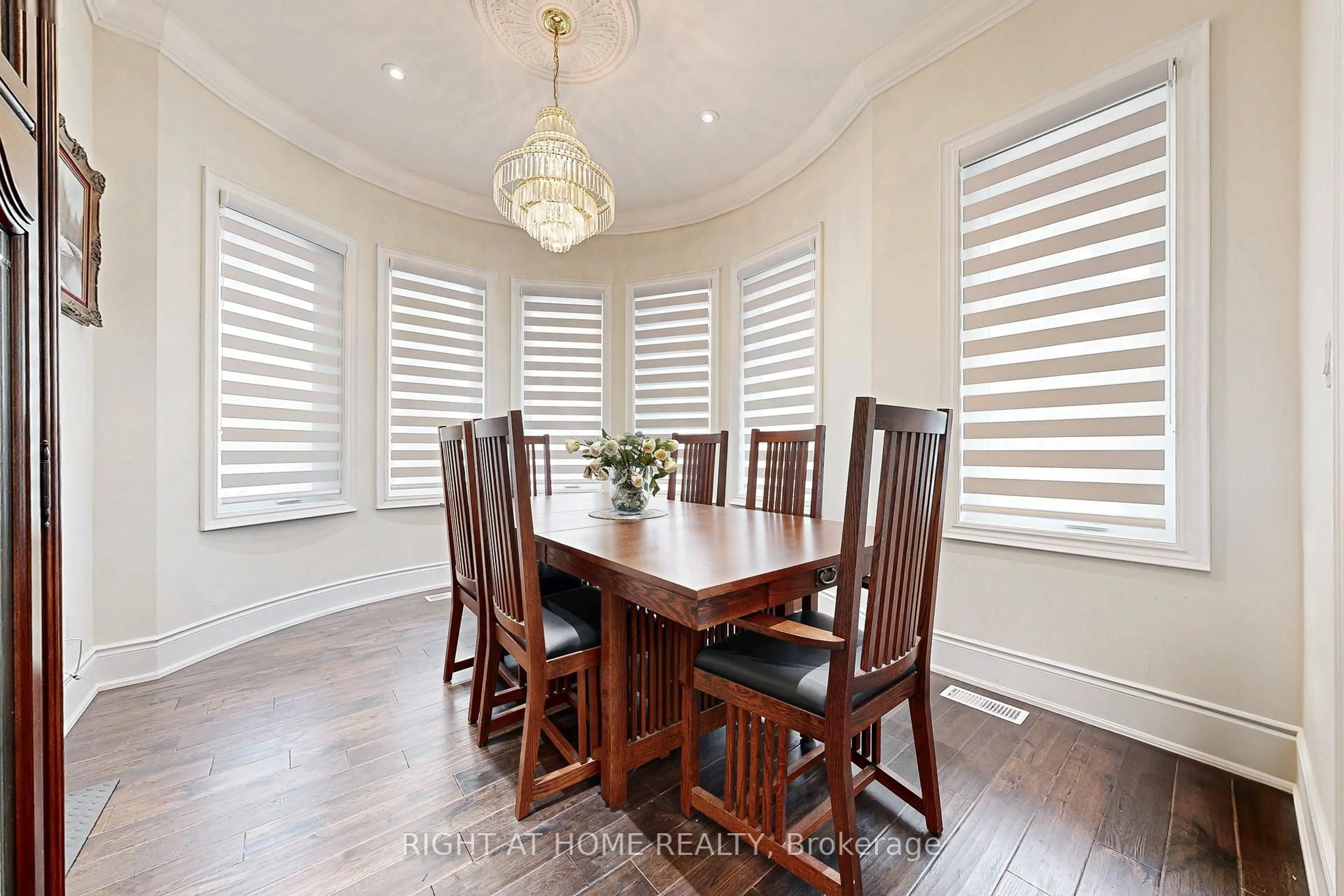 Dining room, wood/laminate floor for 250 Church St, Markham Ontario L3P 2M7