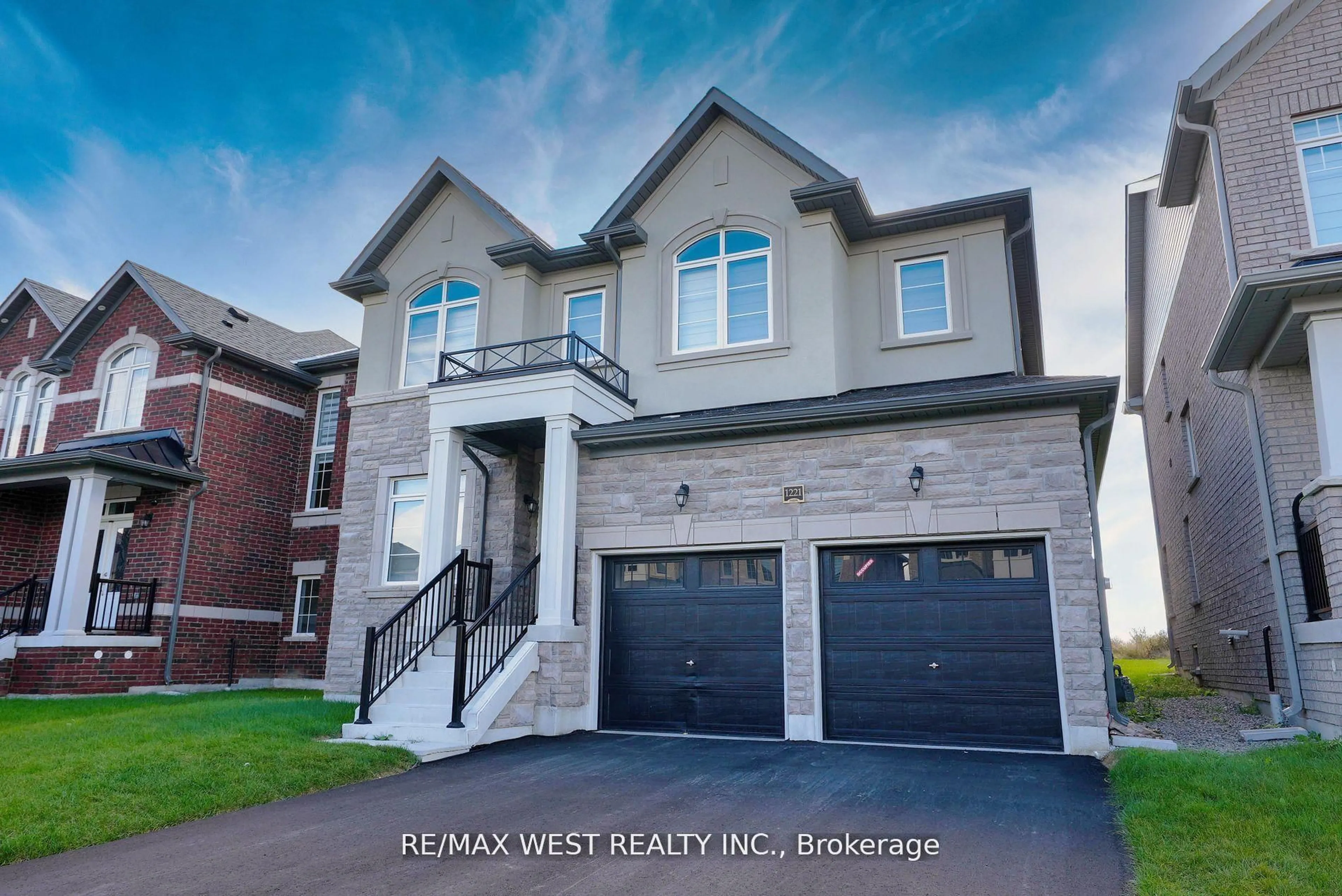 Home with brick exterior material, street for 1221 Corby Way, Innisfil Ontario L9S 0R1
