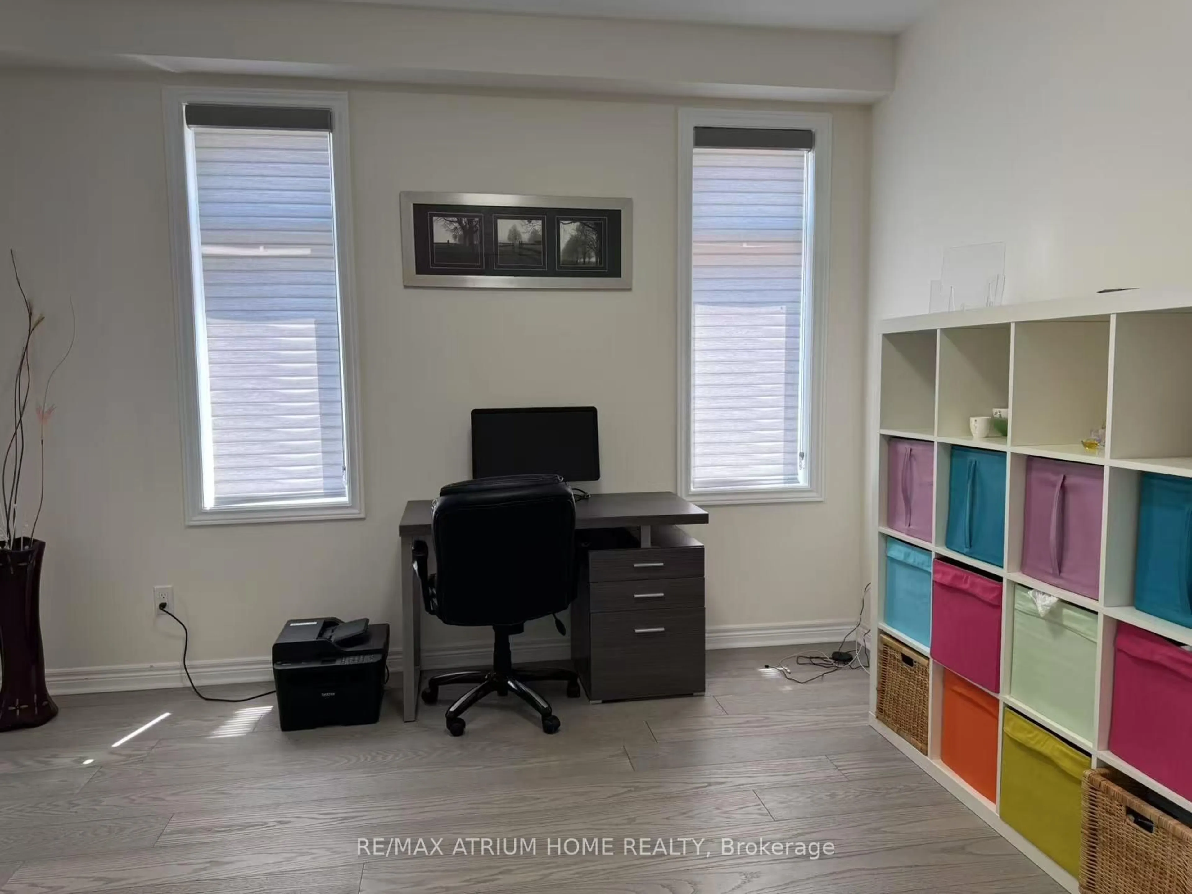 A pic of a room for 4 Goldeneye Dr, East Gwillimbury Ontario L9N 0S6