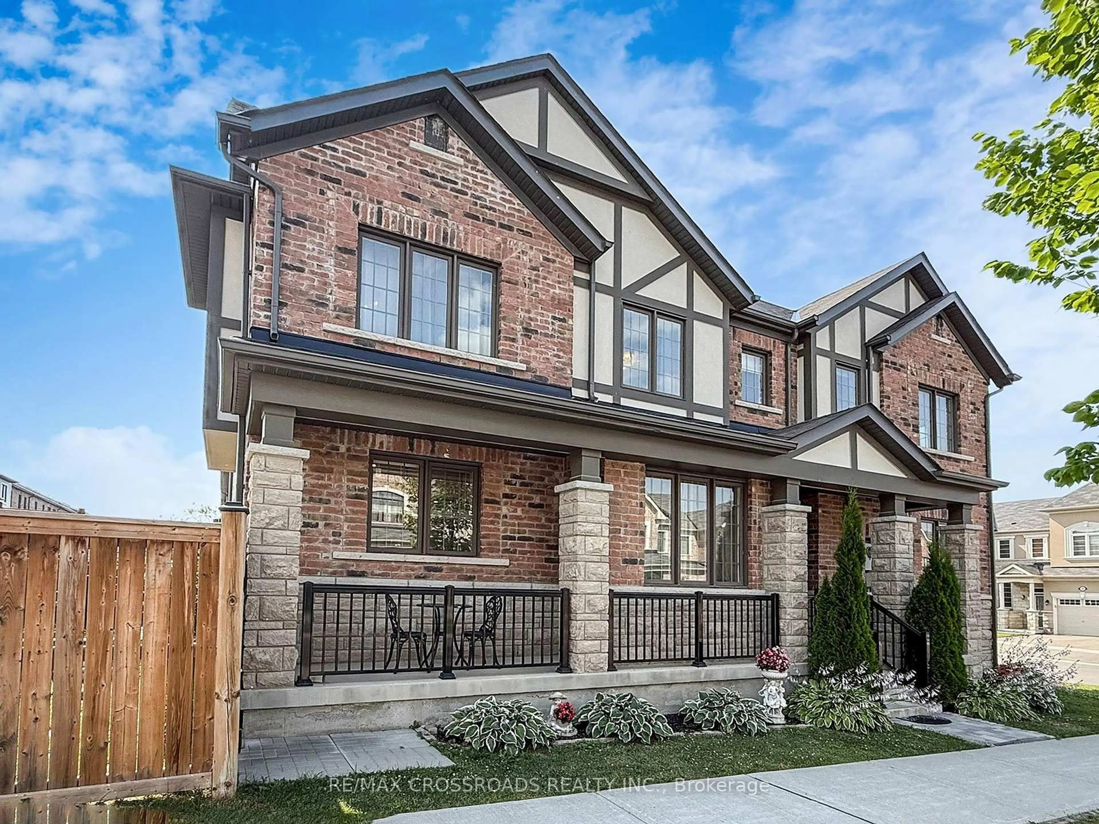 Home with brick exterior material, street for 1 Ness Dr, Richmond Hill Ontario L4S 0J8