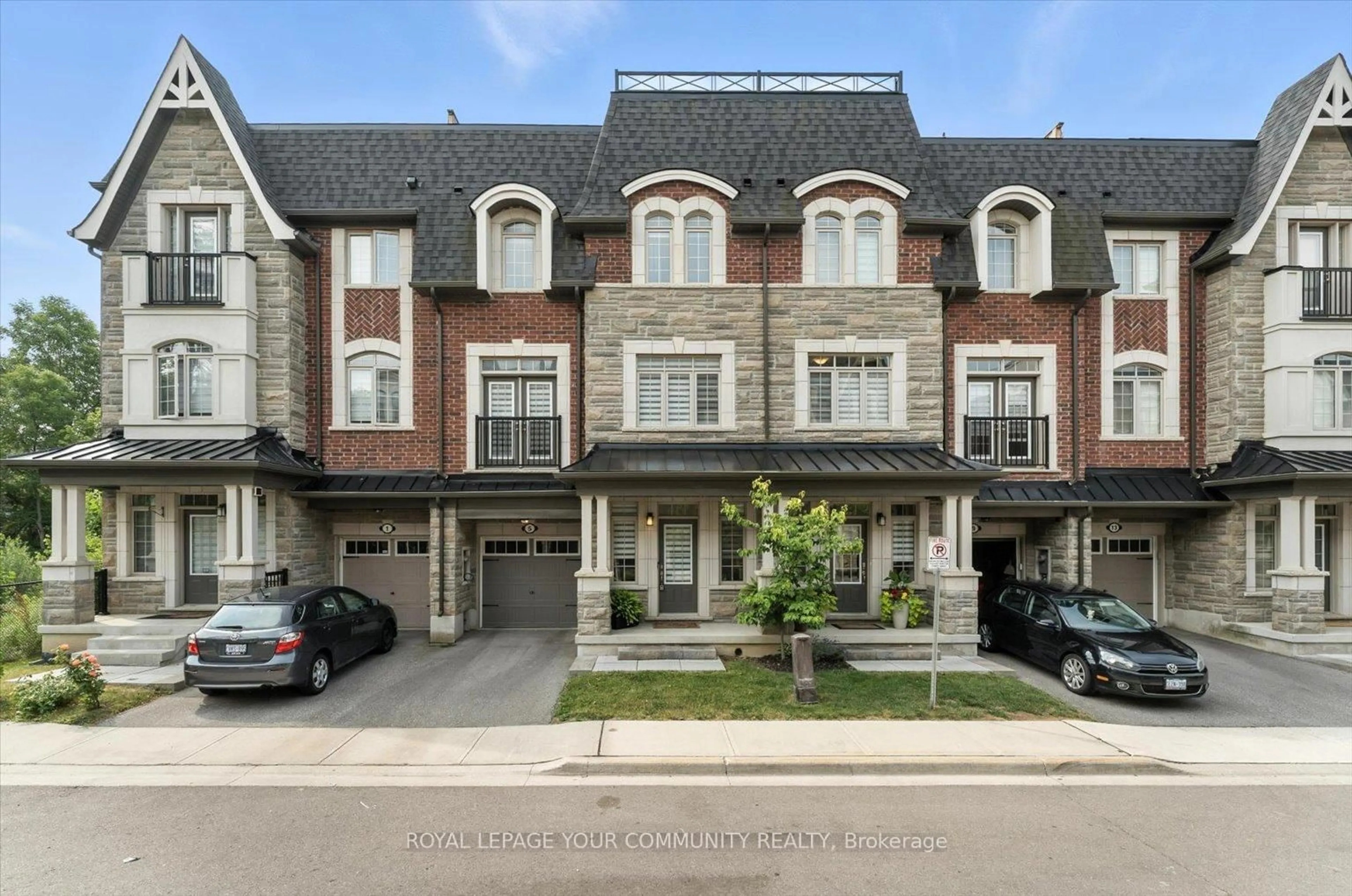 Home with brick exterior material, street for 5 Ingleside St, Vaughan Ontario L4L 0H9