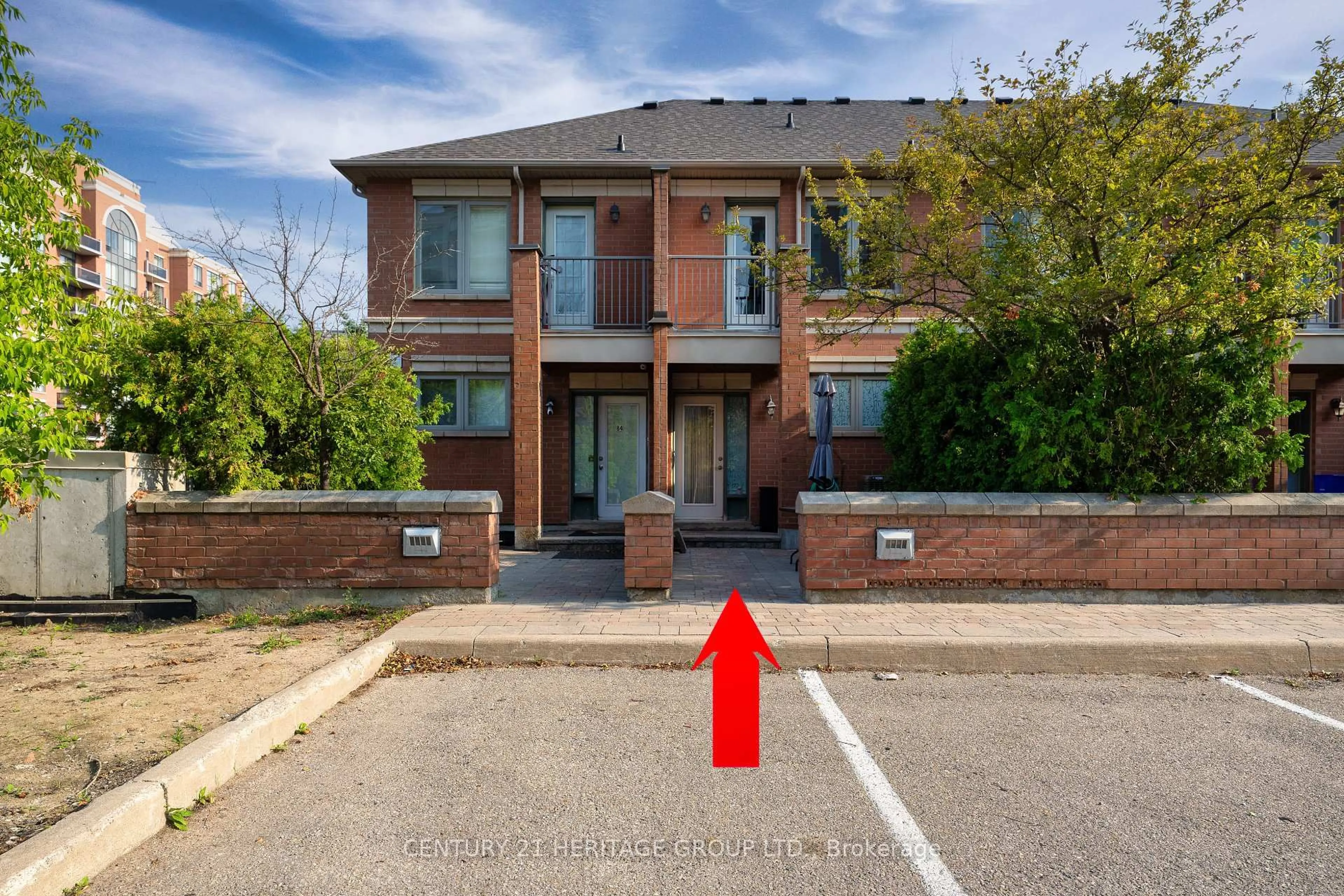 Home with brick exterior material, street for 82 Suncrest Blvd, Markham Ontario L3T 7Y1