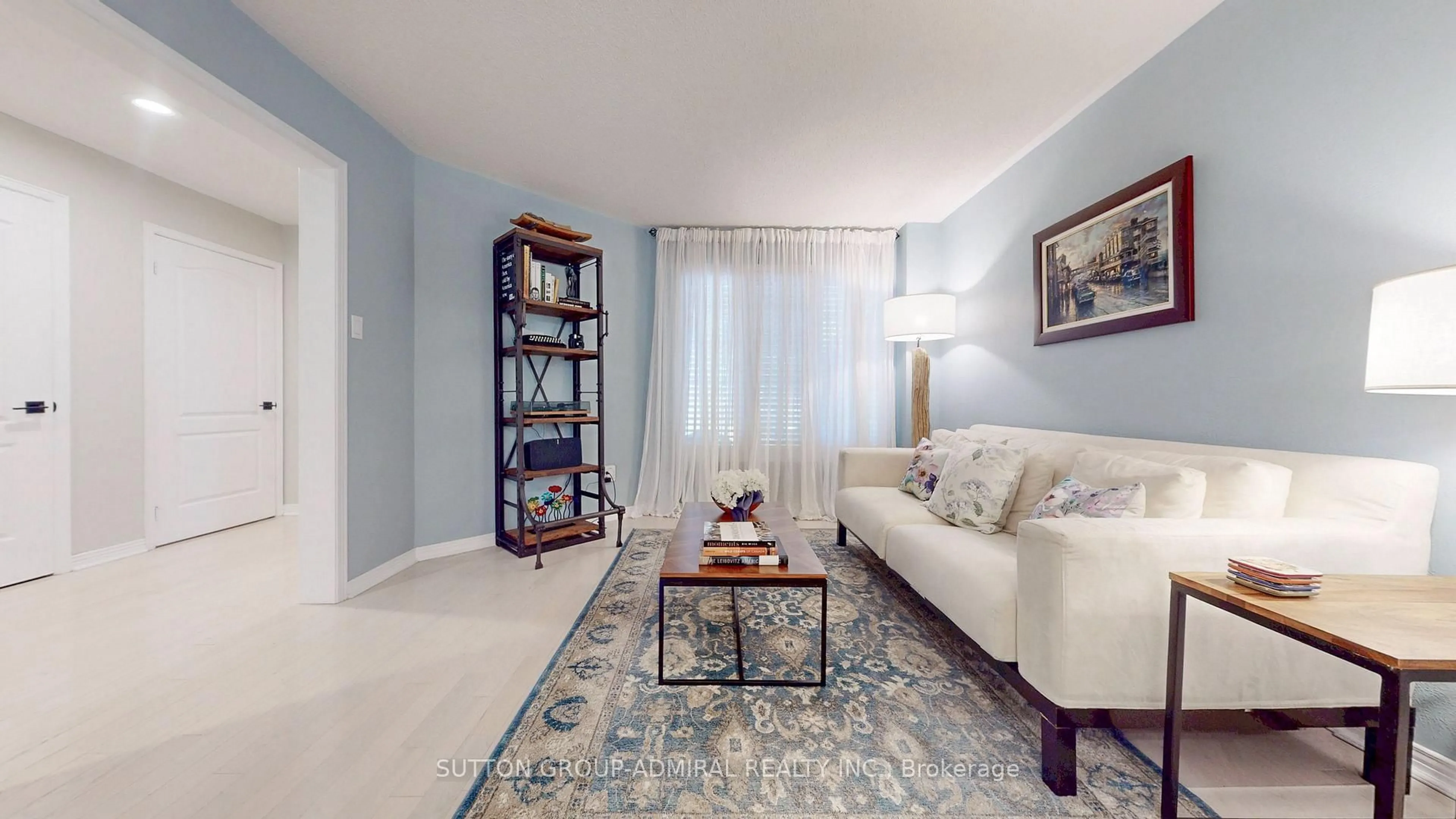 Living room with furniture, unknown for 215 Brickstone Circ, Vaughan Ontario L4J 6M8
