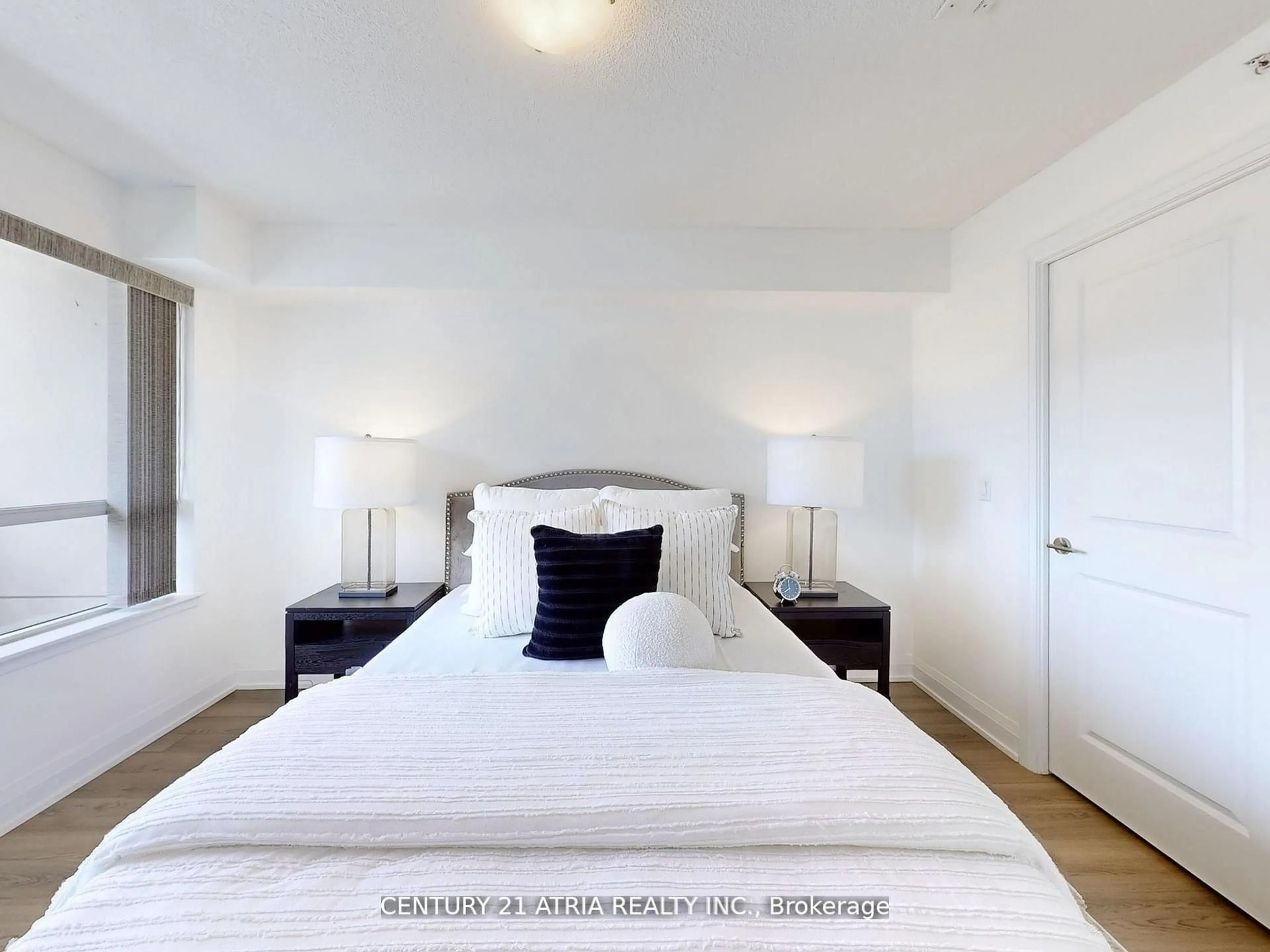 Bedroom with bed, unknown for 372 Highway 7 #205, Richmond Hill Ontario L4B 0C6
