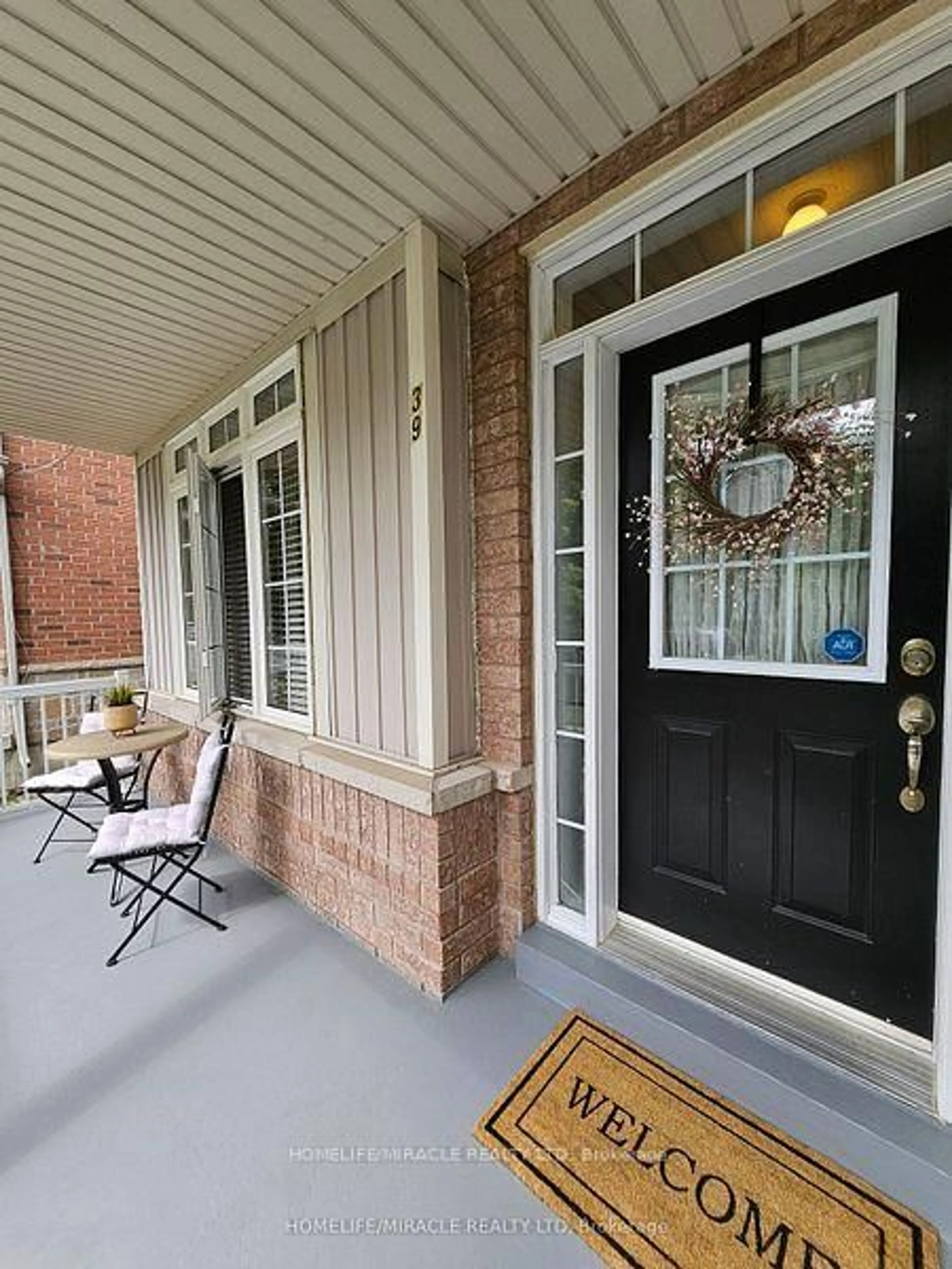 Indoor entryway for 39 Evaridge Dr, Markham Ontario L6B 1E7