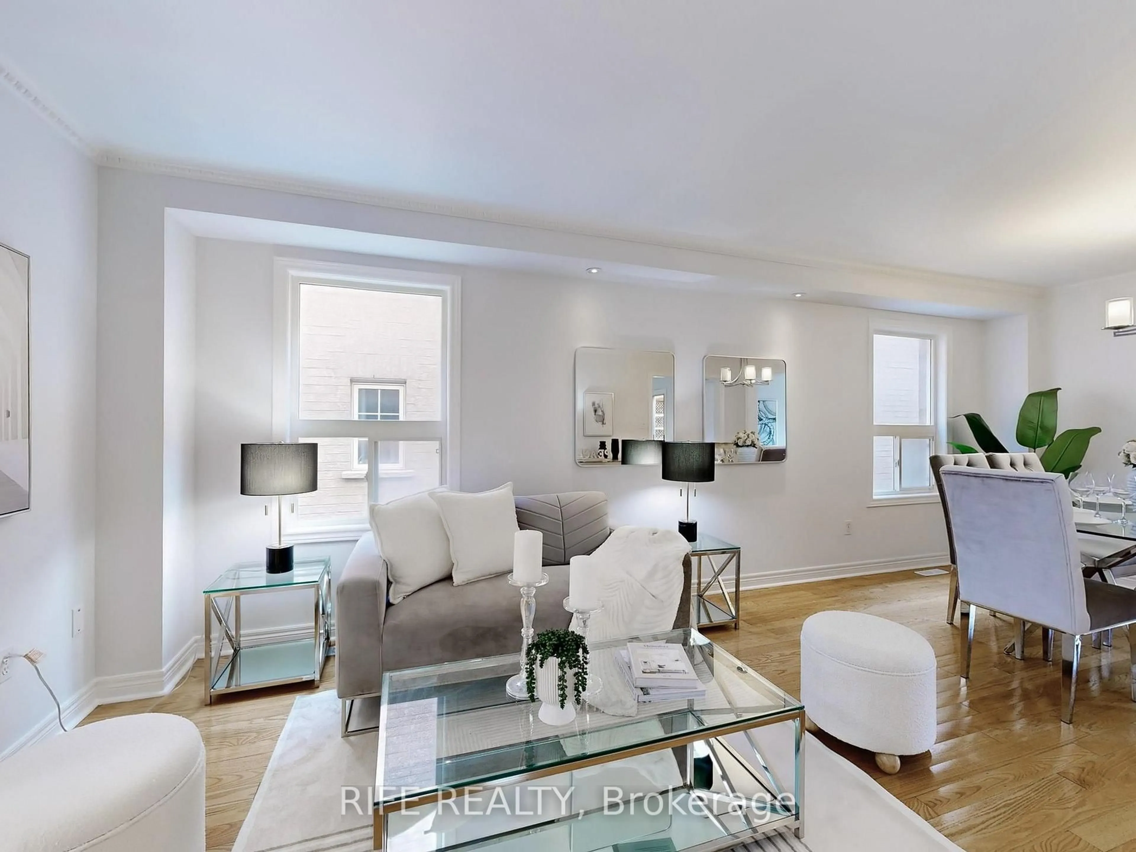Living room with furniture, unknown for 111 Cynthia Jean St, Markham Ontario L6C 2W3