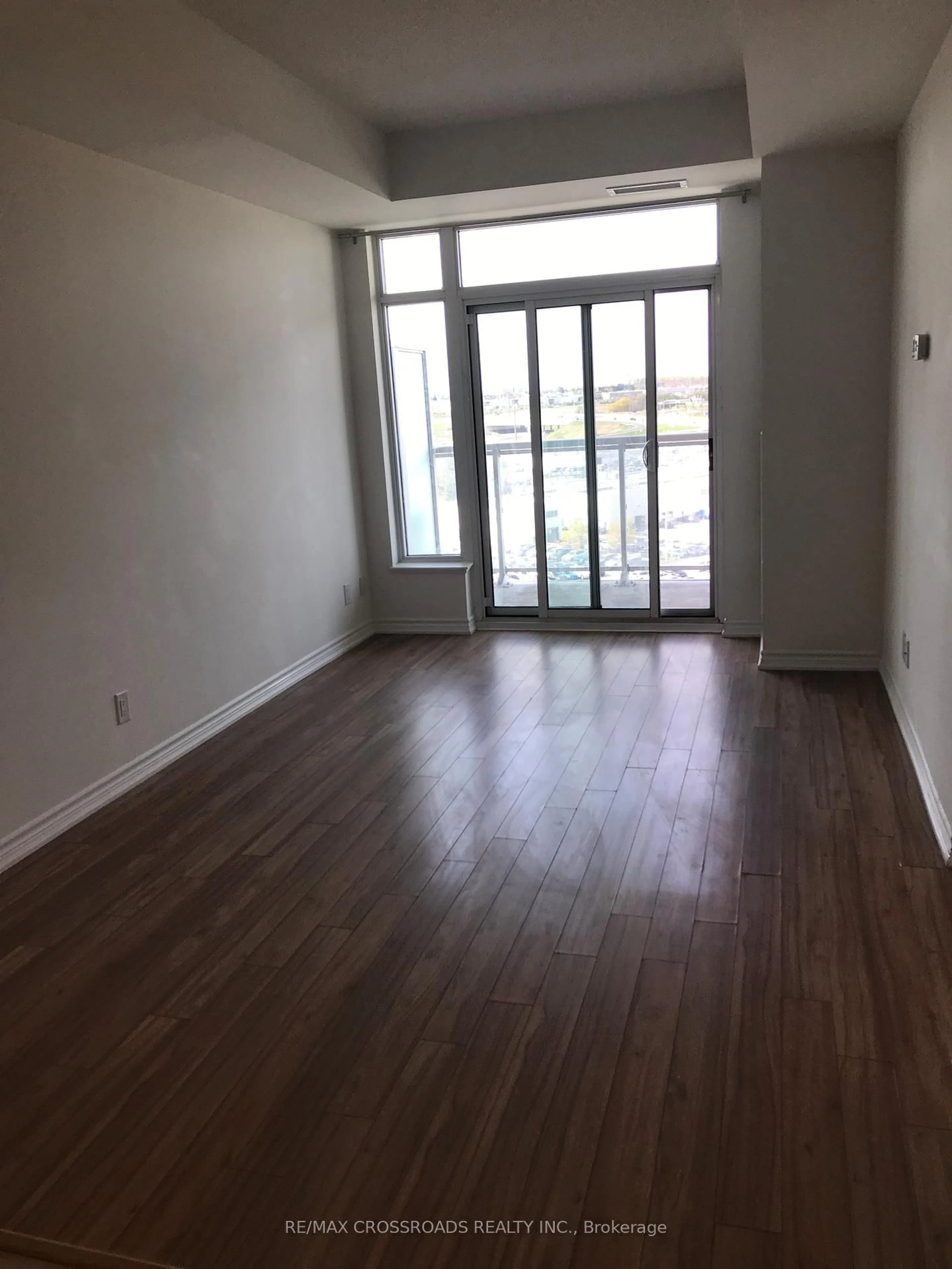 A pic of a room for 8323 Kennedy Rd #911, Markham Ontario L3R 5W7