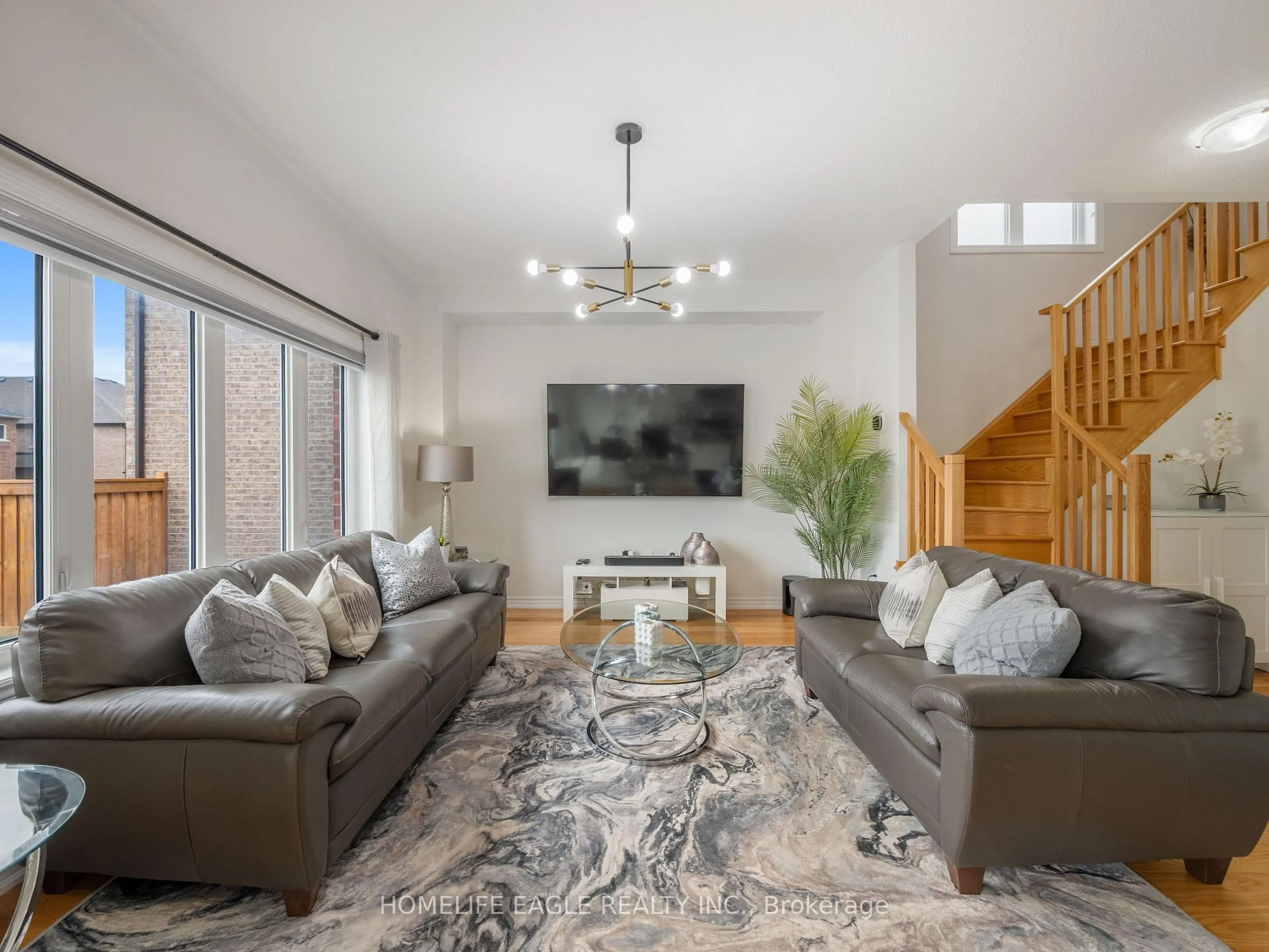 Living room with furniture, unknown for 1226 Corby Way, Innisfil Ontario L9S 0R1