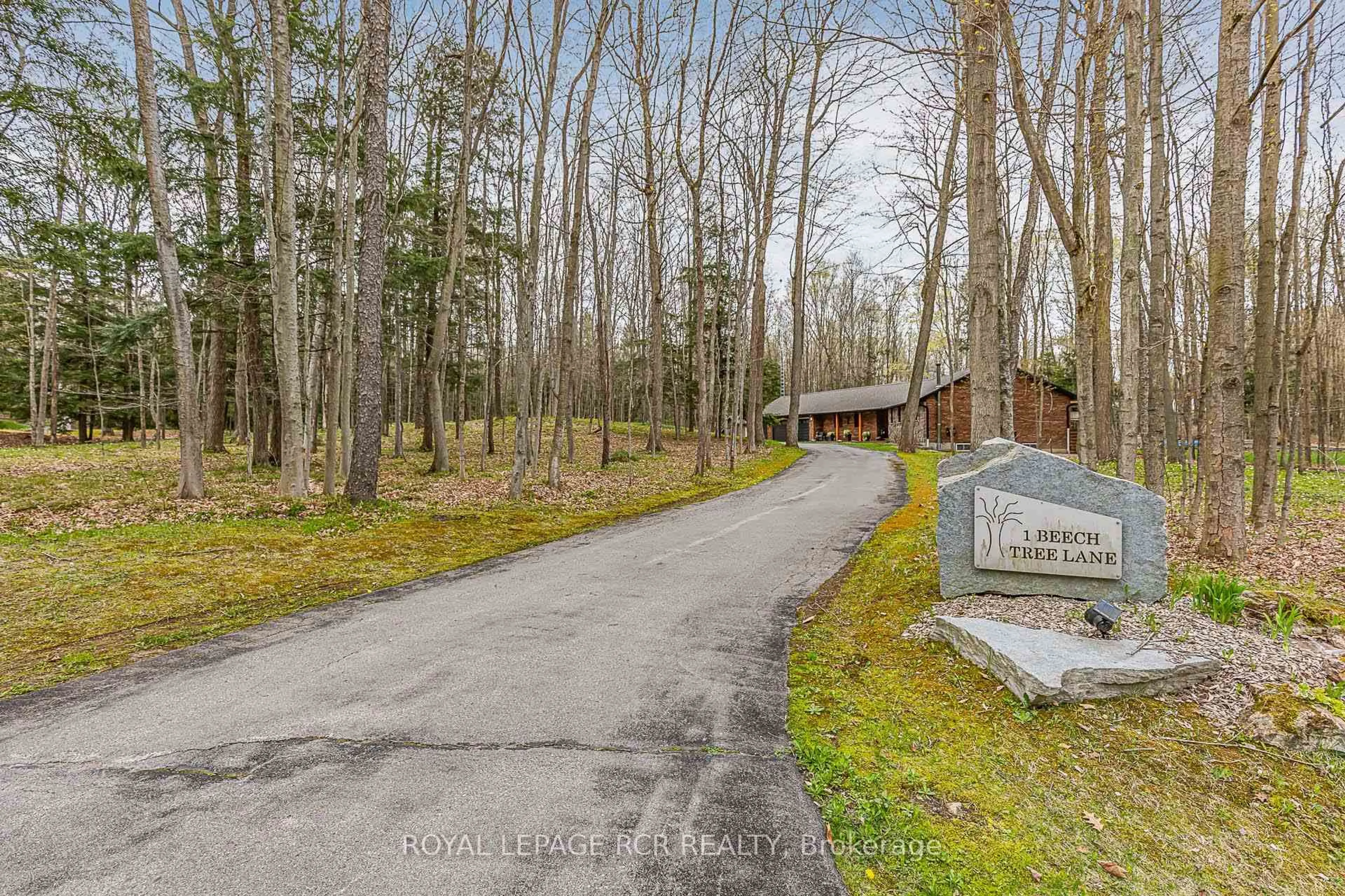 Unknown for 1 Beech Tree Lane, Whitchurch-Stouffville Ontario L4A 7X4