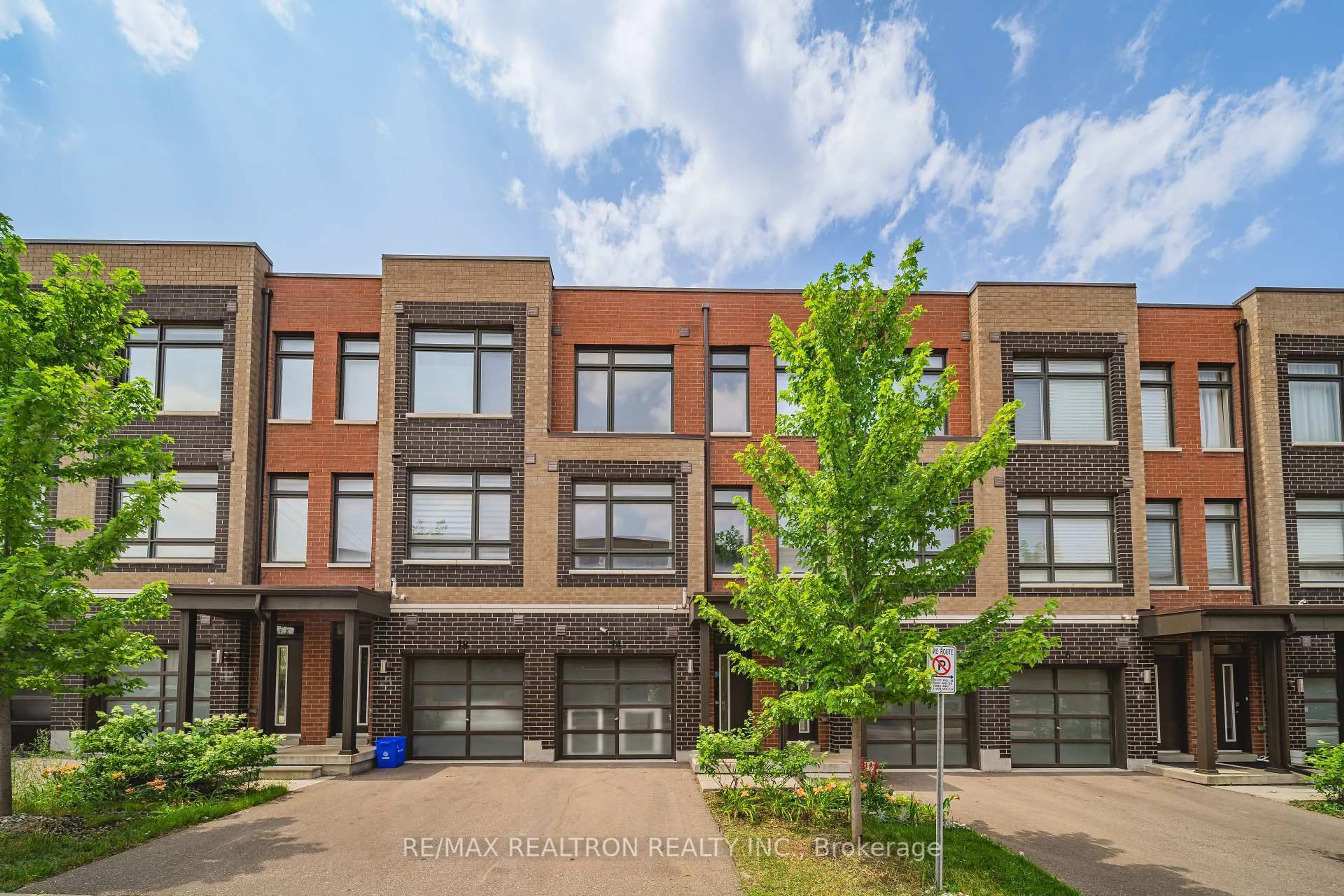 Home with brick exterior material, street for 14 Garneau St, Vaughan Ontario L4L 0M1