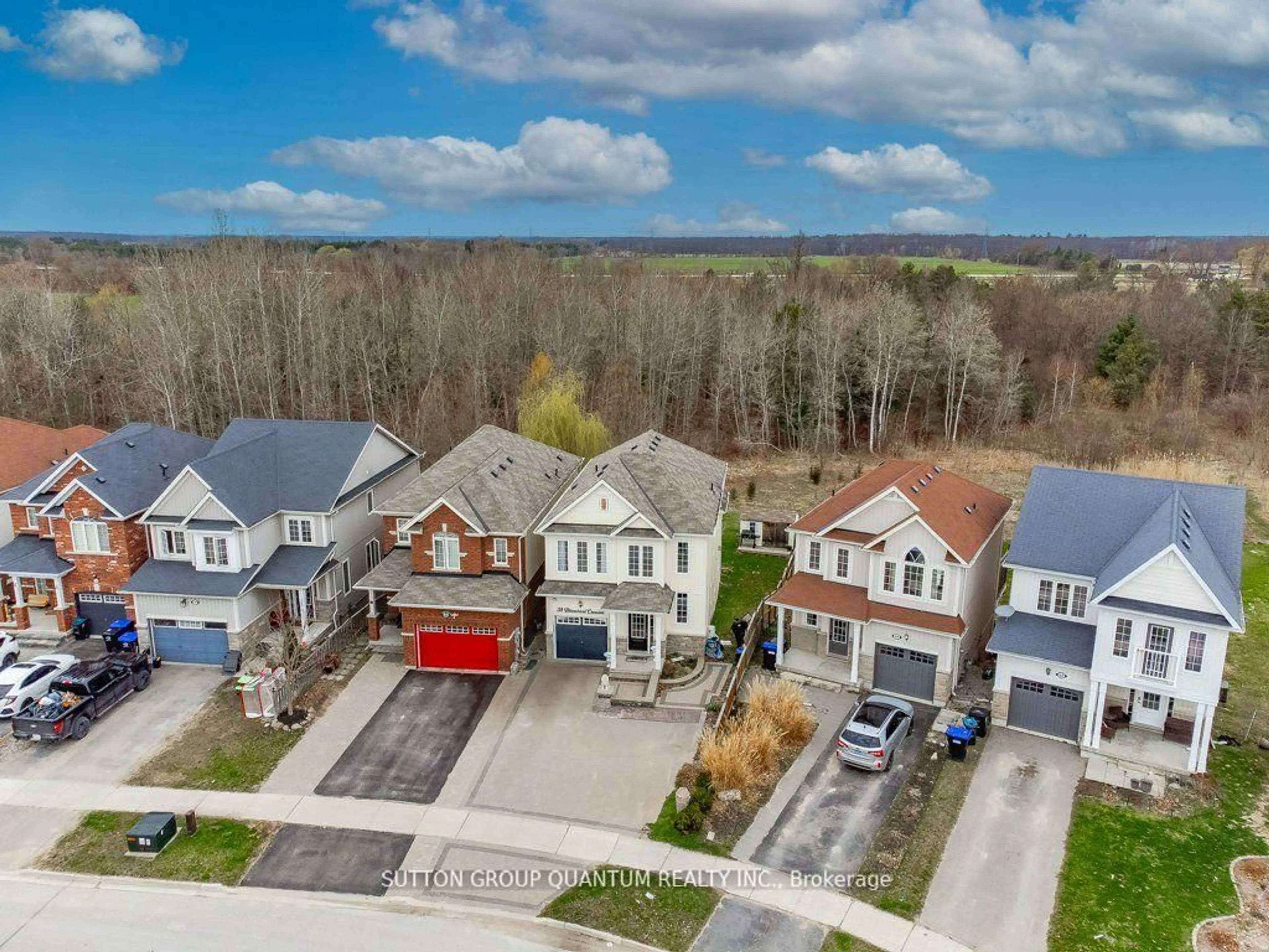 A pic from outside/outdoor area/front of a property/back of a property/a pic from drone, street for 58 Blanchard Cres, Essa Ontario L8M 1B5