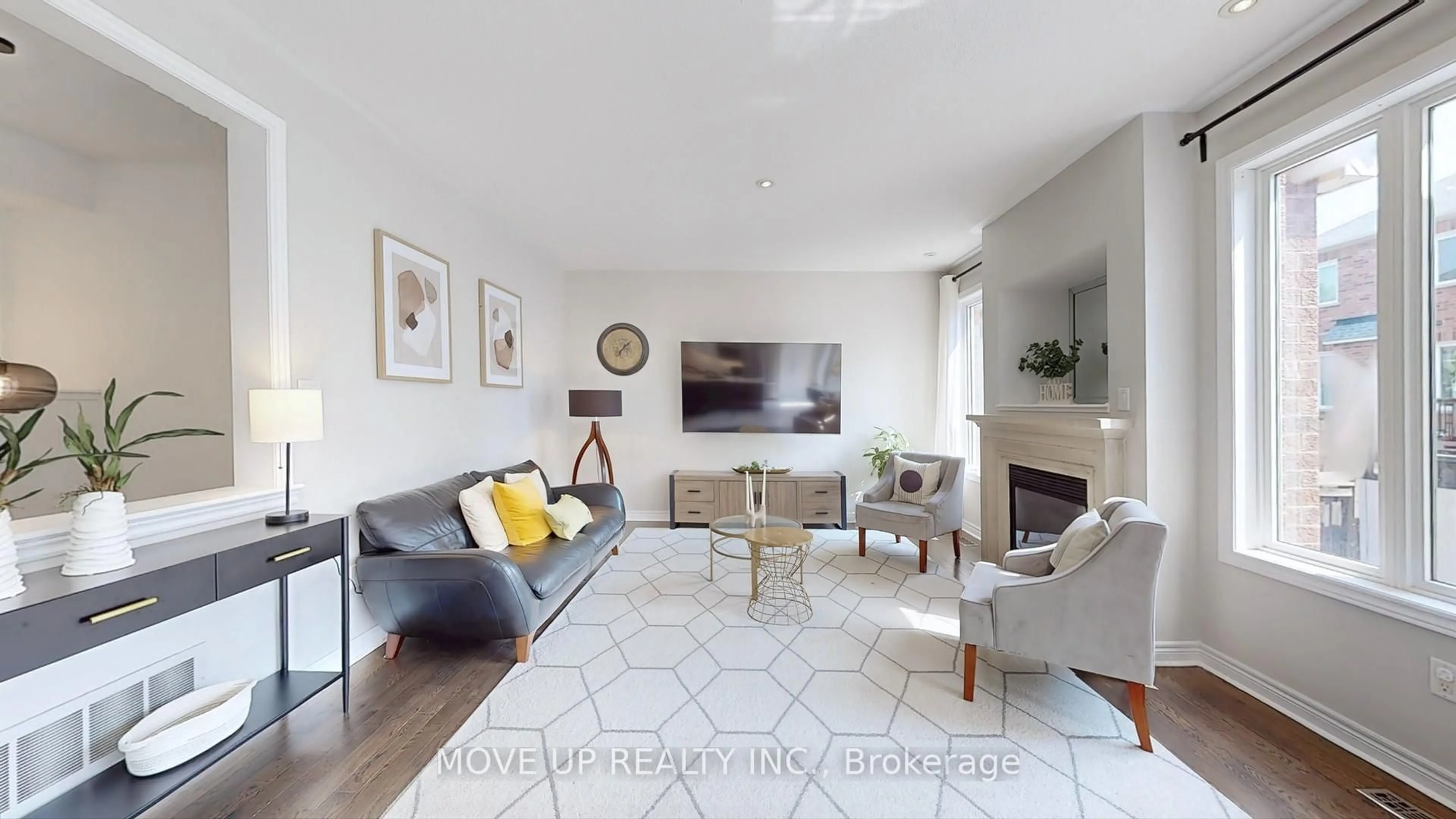 Living room with furniture, unknown for 30 Hoppington Ave, Whitchurch-Stouffville Ontario L4A 0K7
