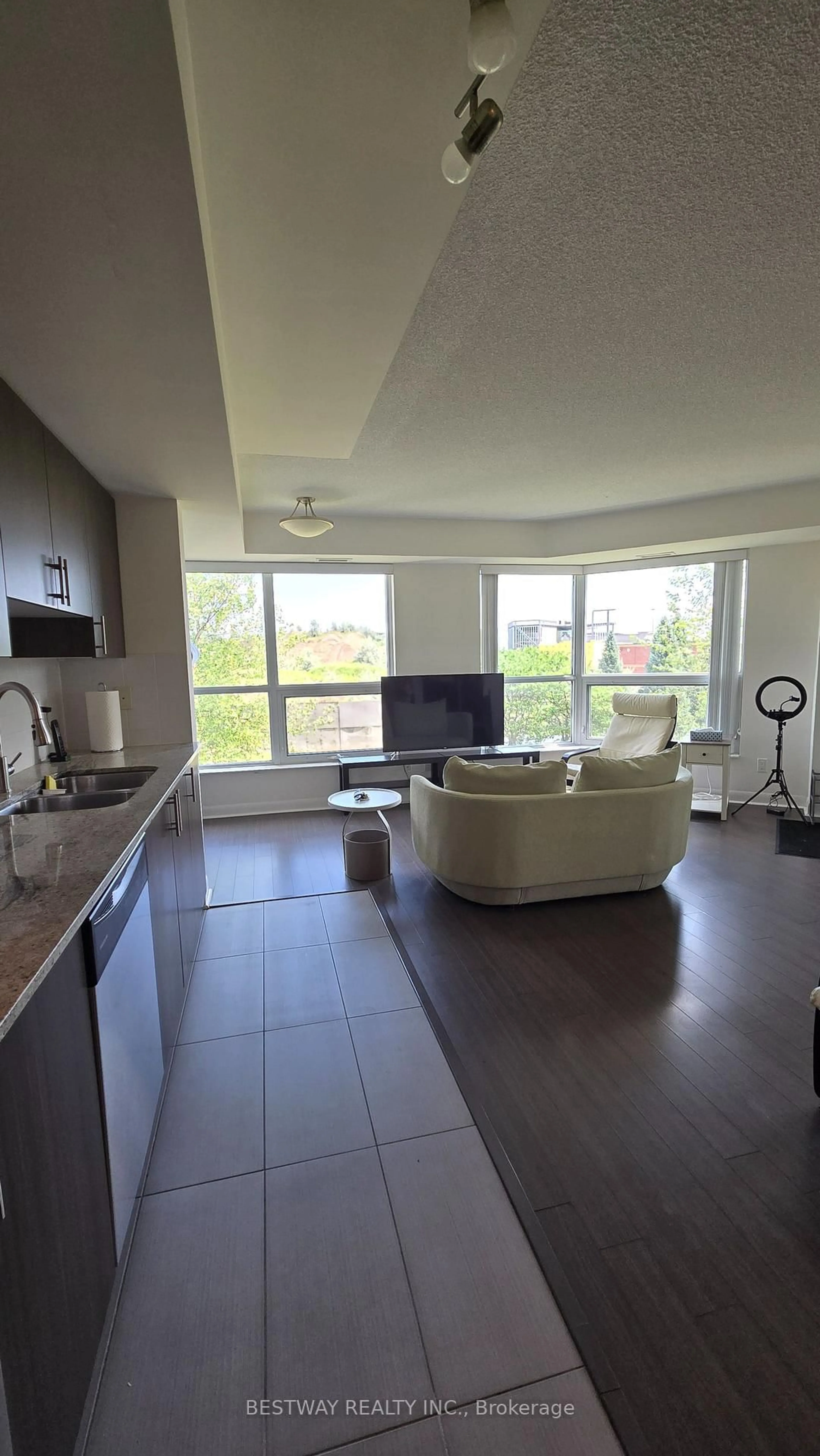 Living room with furniture, unknown for 75 Norman Bethune Ave #208, Richmond Hill Ontario L4B 0B6