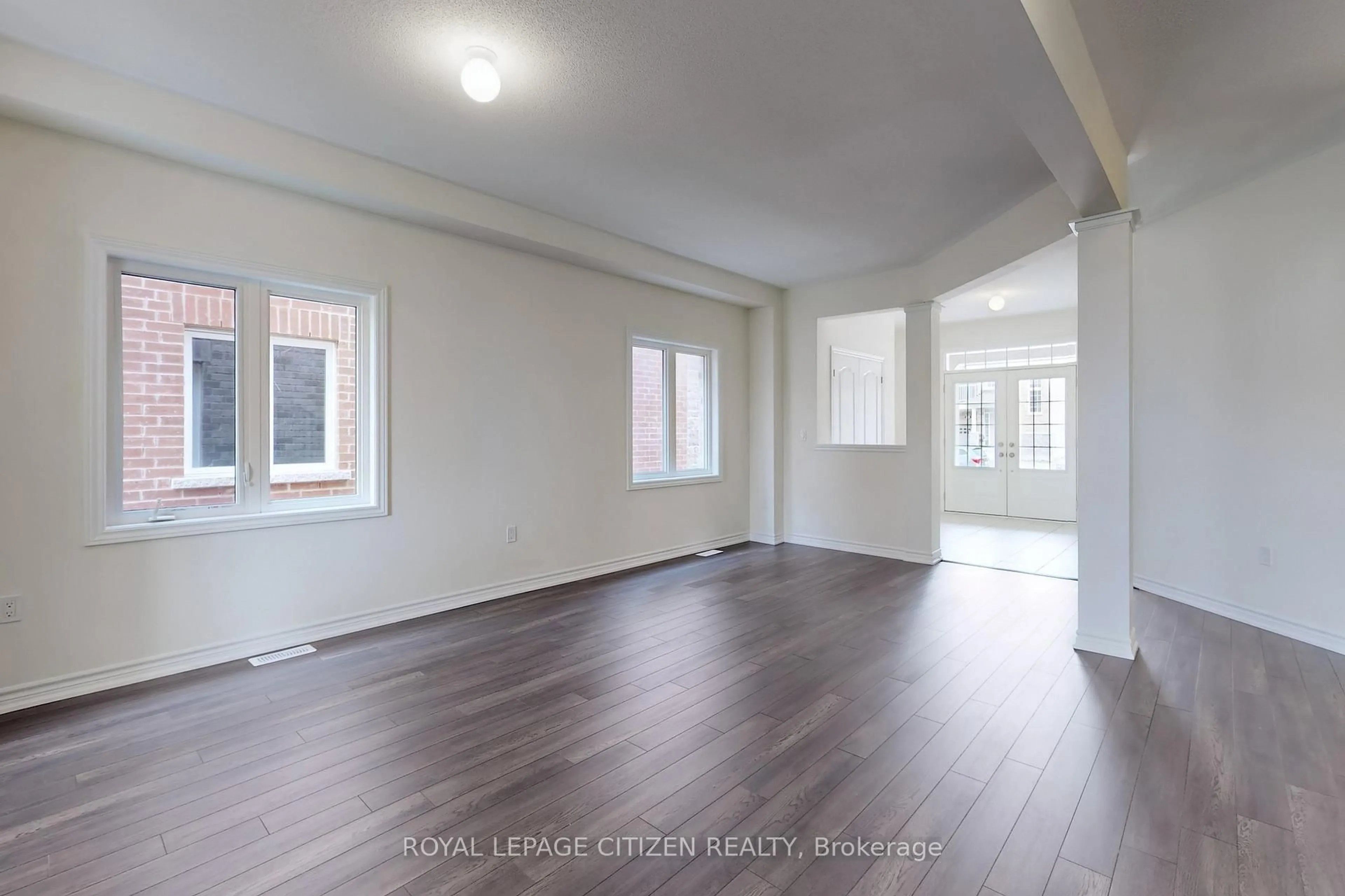 A pic of a room for 123 Cliff Thompson Cres, Georgina Ontario L0E 1R0