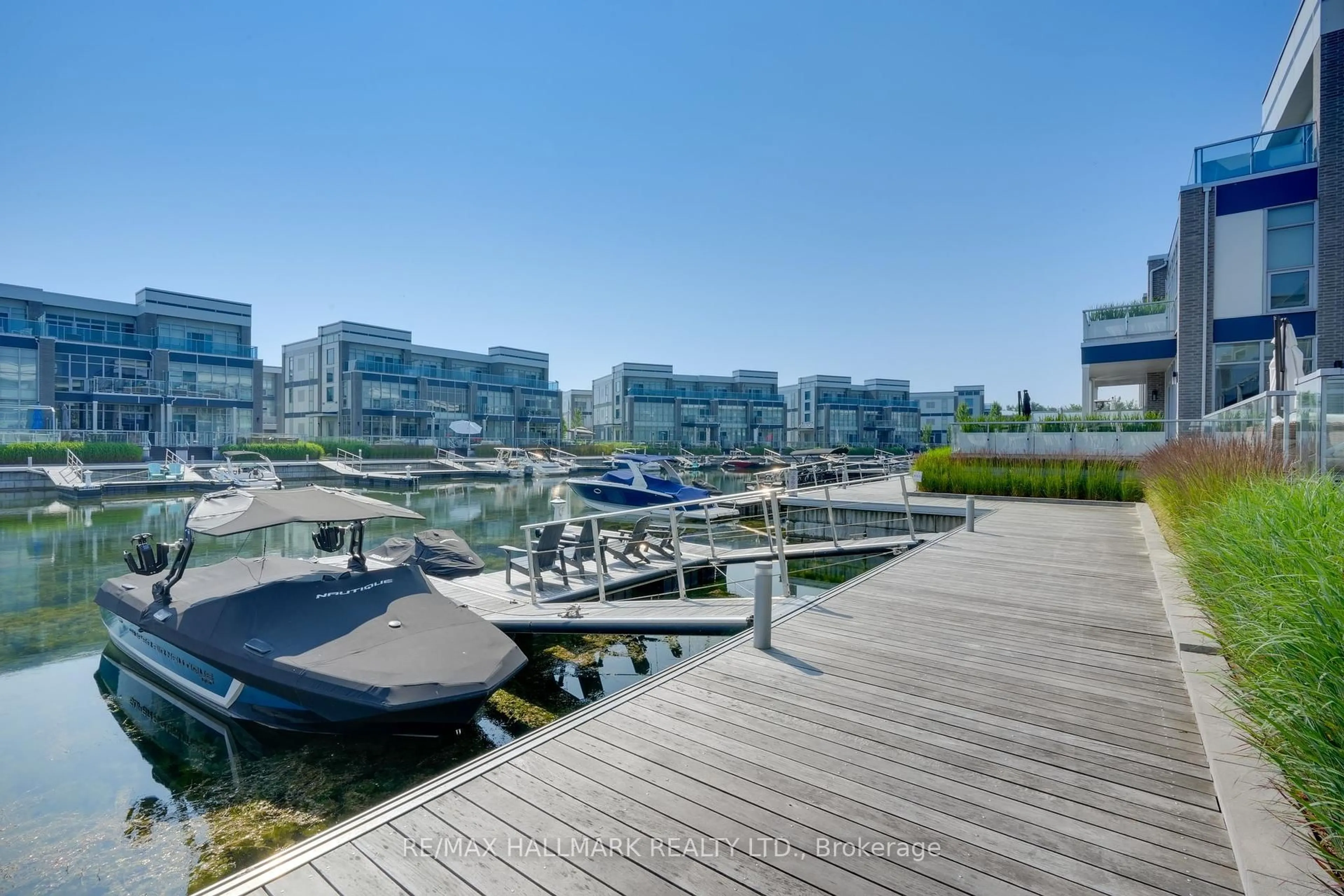 Patio, water/lake/river/ocean view for 3658 Ferretti Crt, Innisfil Ontario L9S 0N6