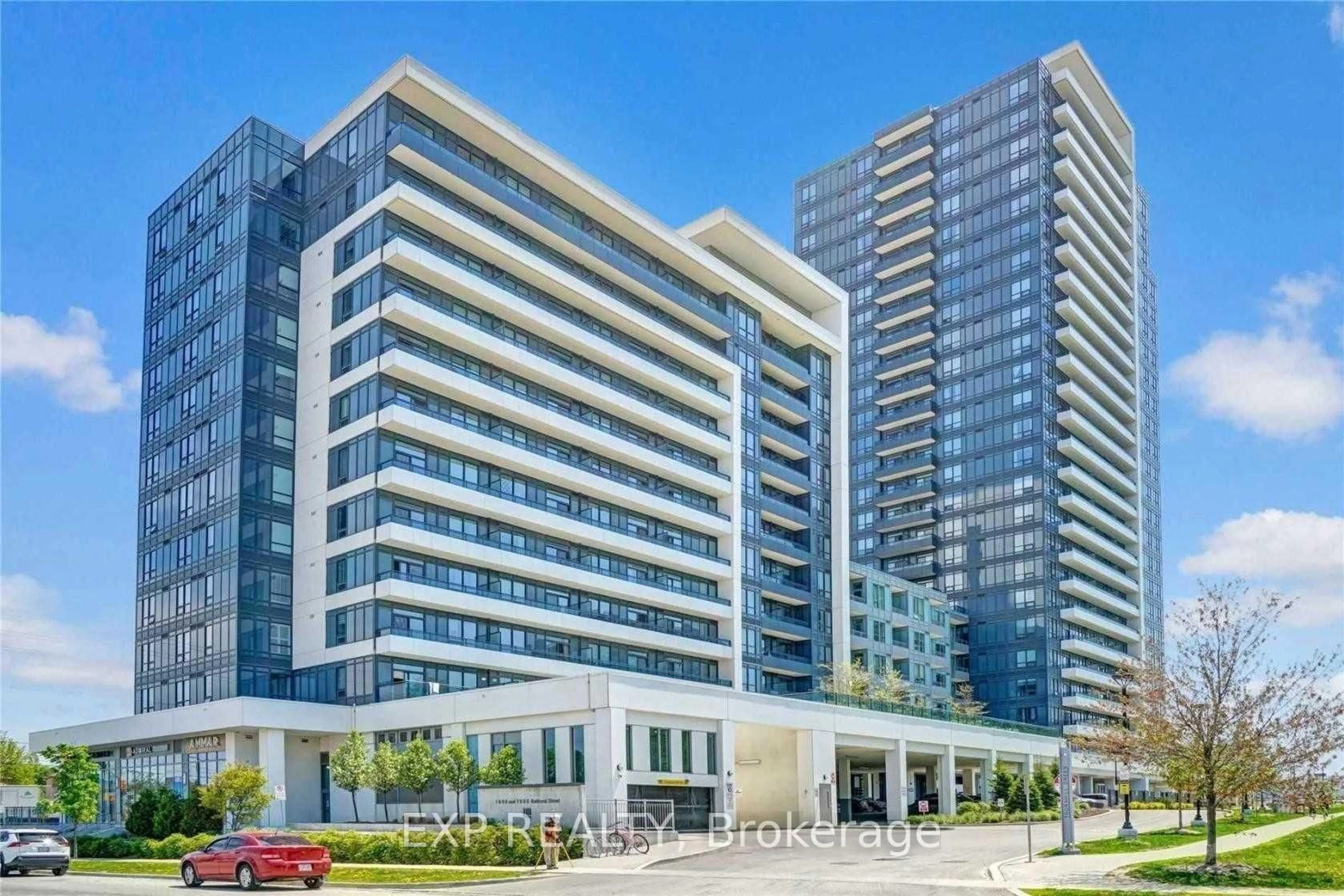 Indoor foyer for 7890 Bathurst St #2110, Vaughan Ontario L4J 0J8