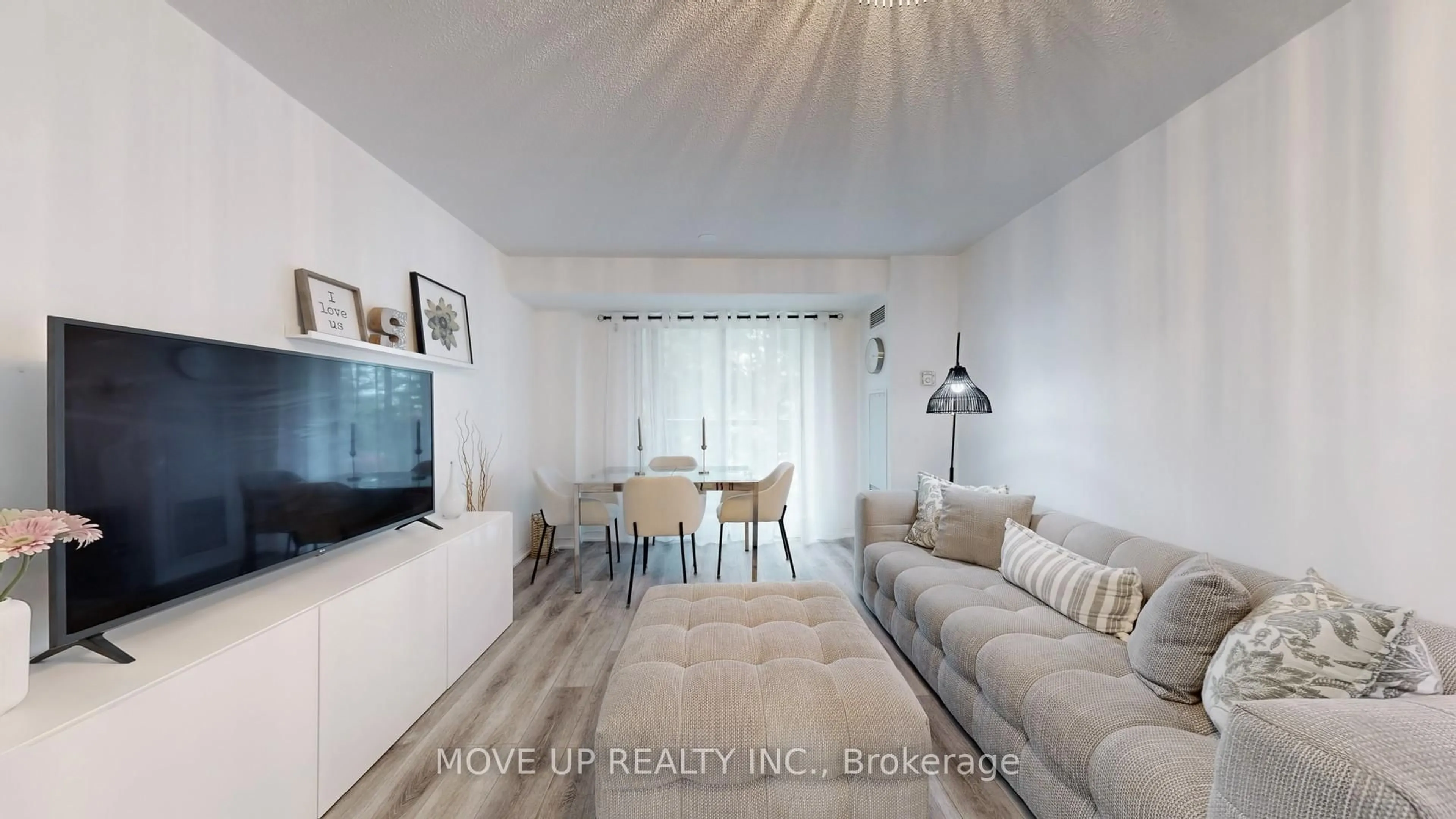 Living room with furniture, unknown for 3 Ellesmere St #225, Richmond Hill Ontario L4B 4N2