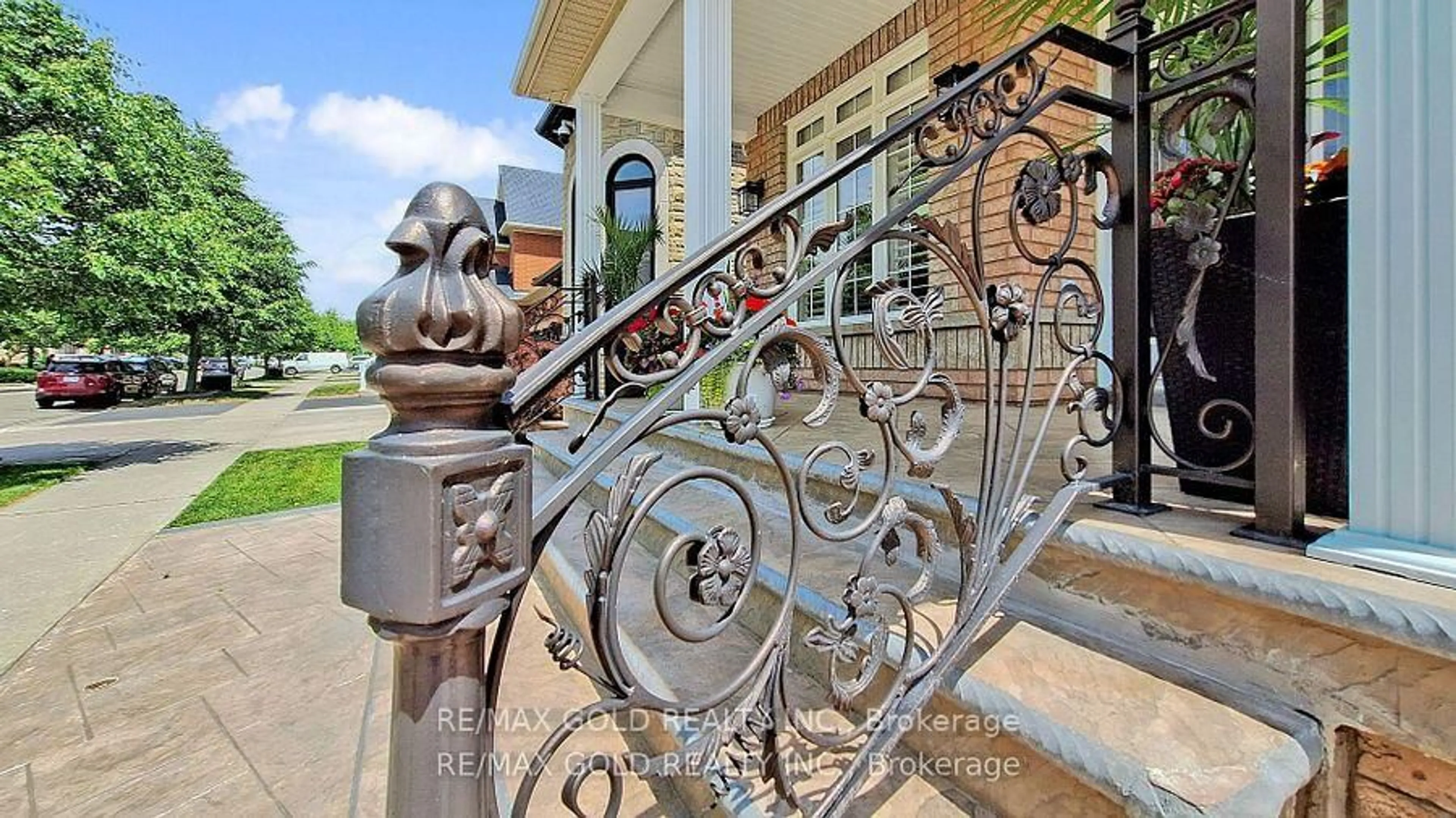 Stairs for 79 Boswell Rd, Markham Ontario L6B 0M5