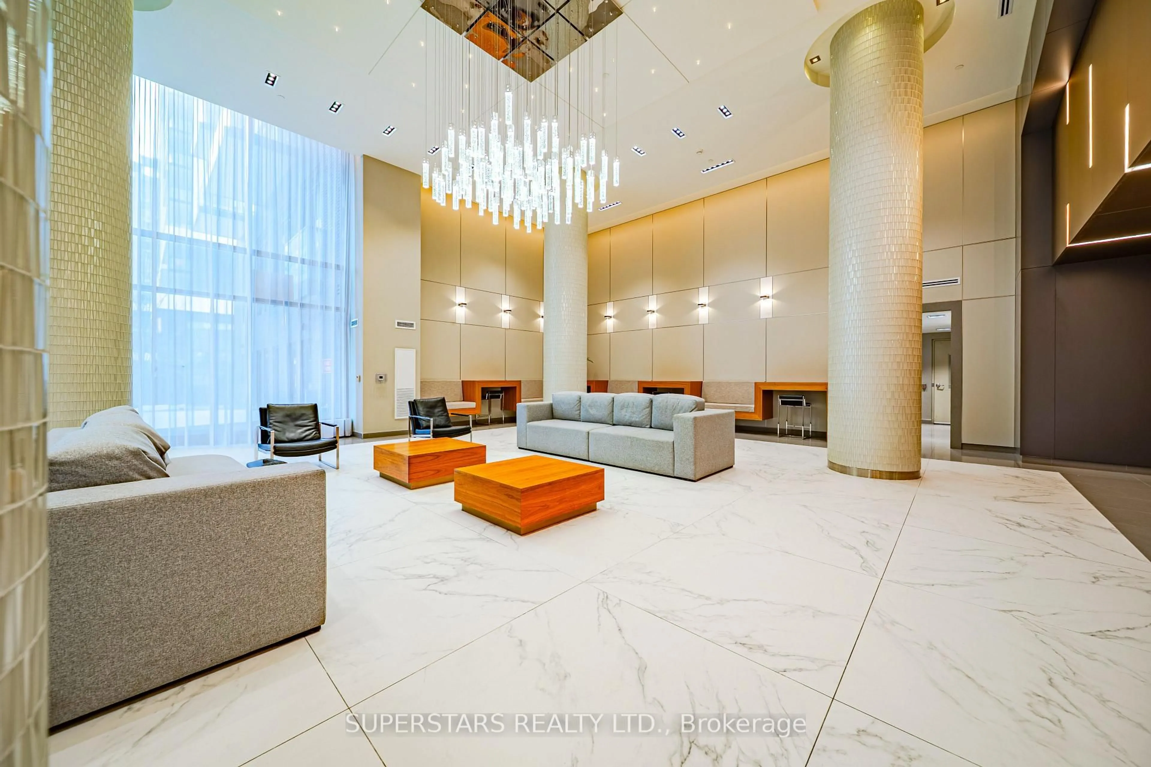 Lobby for 85 Oneida Cres ##407, Richmond Hill Ontario L4B 0H4