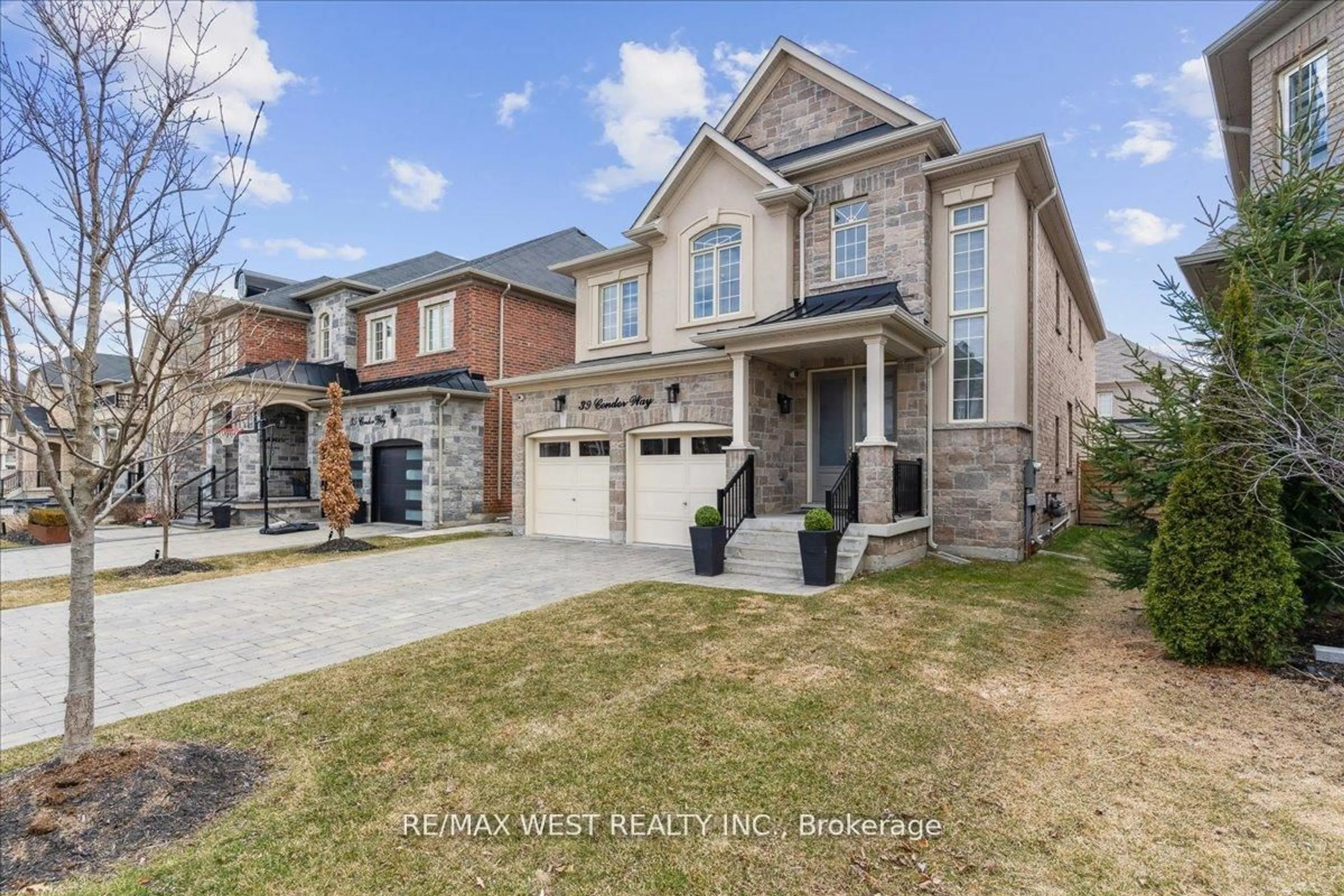 Home with brick exterior material, street for 39 Condor Way, Vaughan Ontario L4H 4N1
