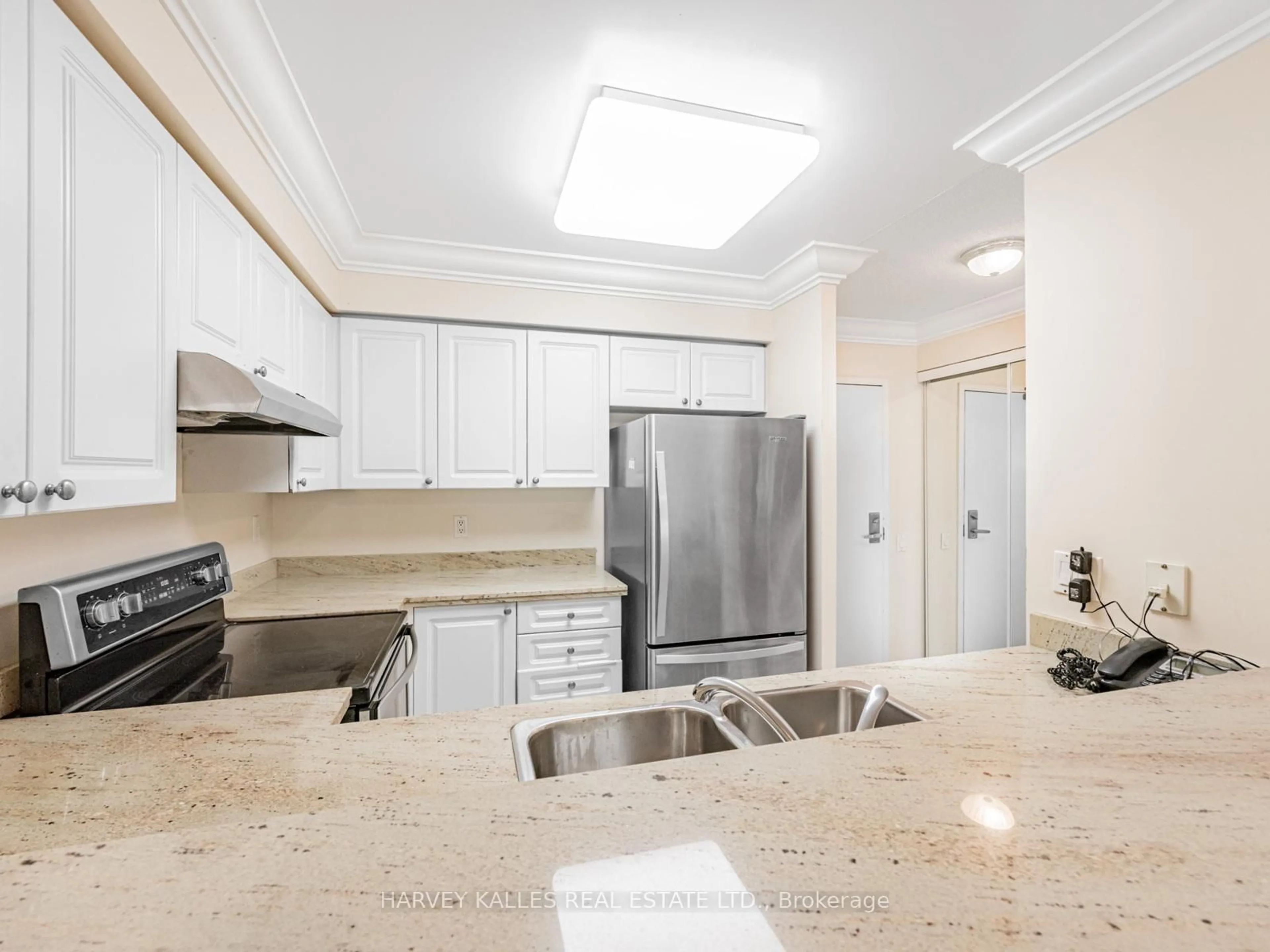 Standard kitchen, ceramic/tile floor for 5 Emerald Lane #204, Vaughan Ontario L4J 8P7