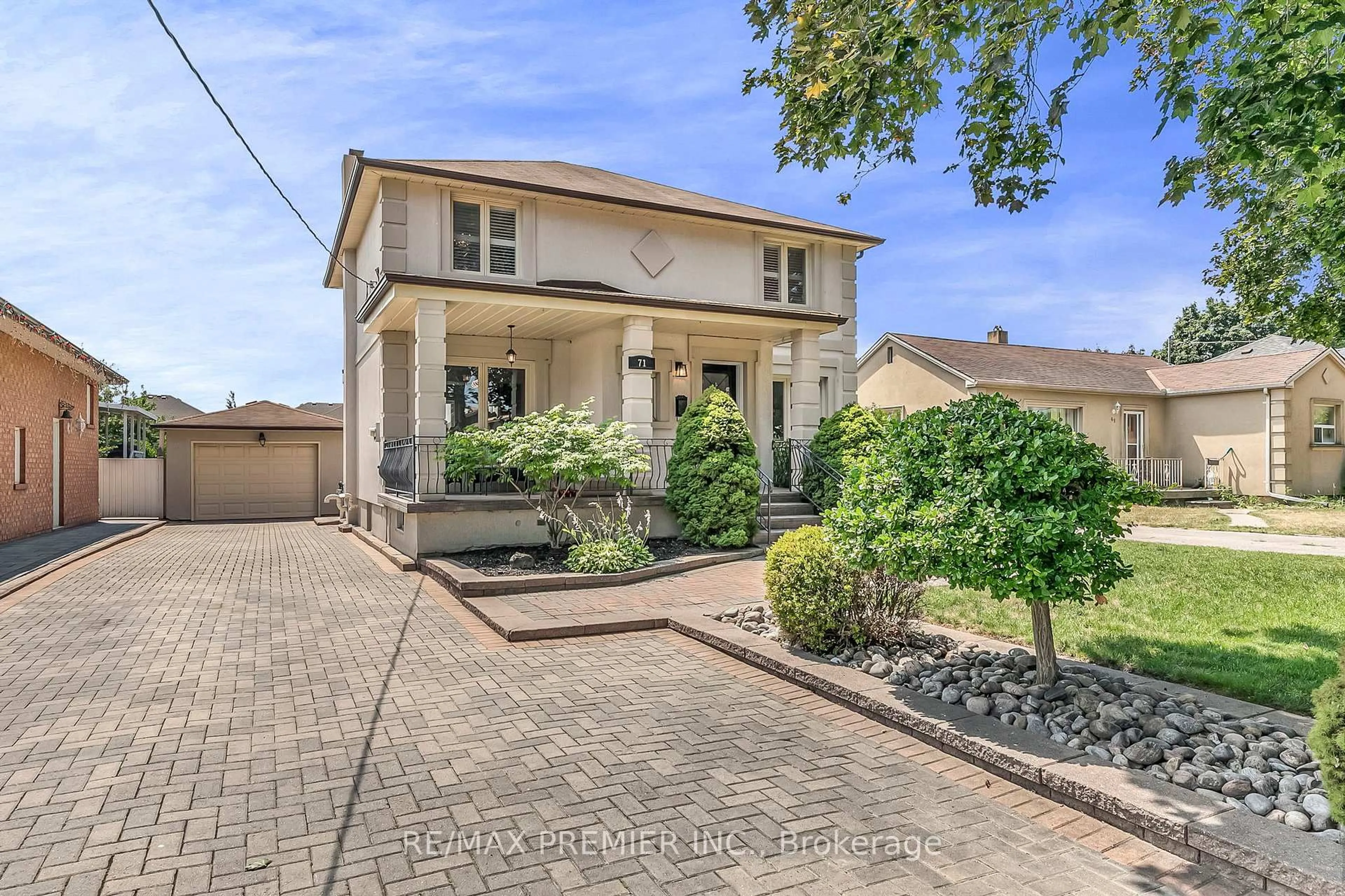 Home with brick exterior material, street for 71 Hawman Ave, Vaughan Ontario L4L 1S3