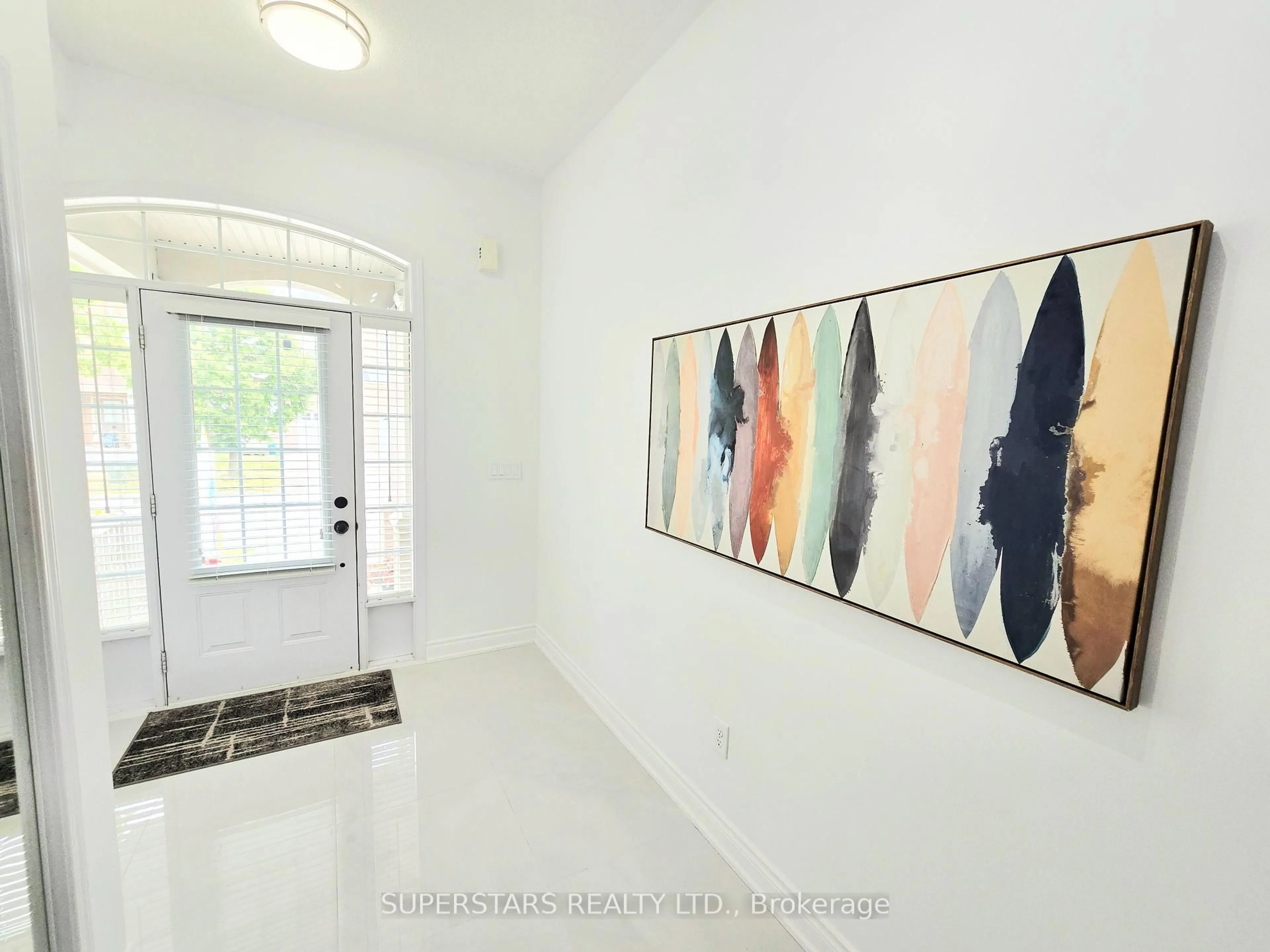 Indoor entryway for 50 Macadam Rd, Markham Ontario L6E 2C1