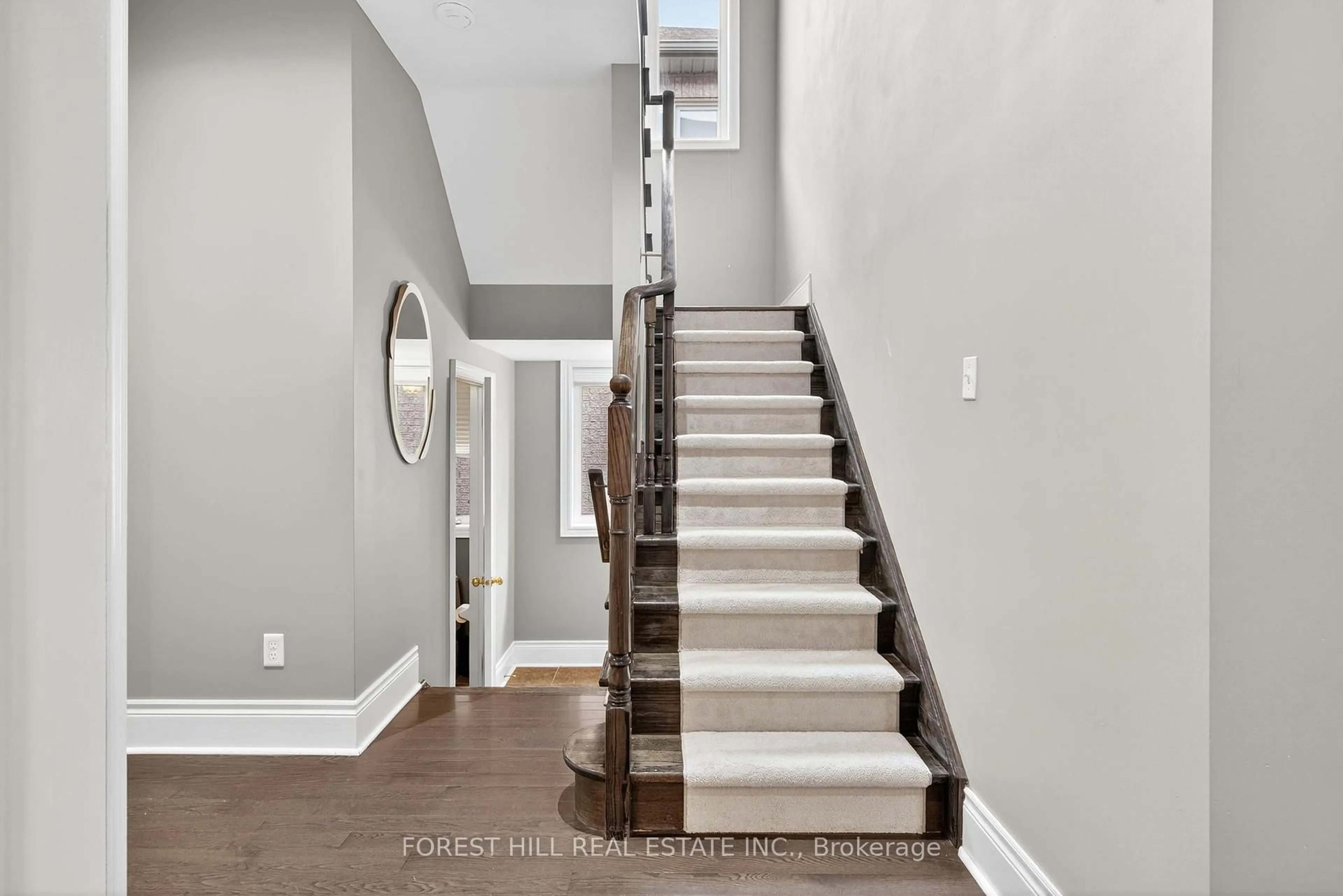 Stairs for 39 Old Orchard Cres, Richmond Hill Ontario L4S 0A2