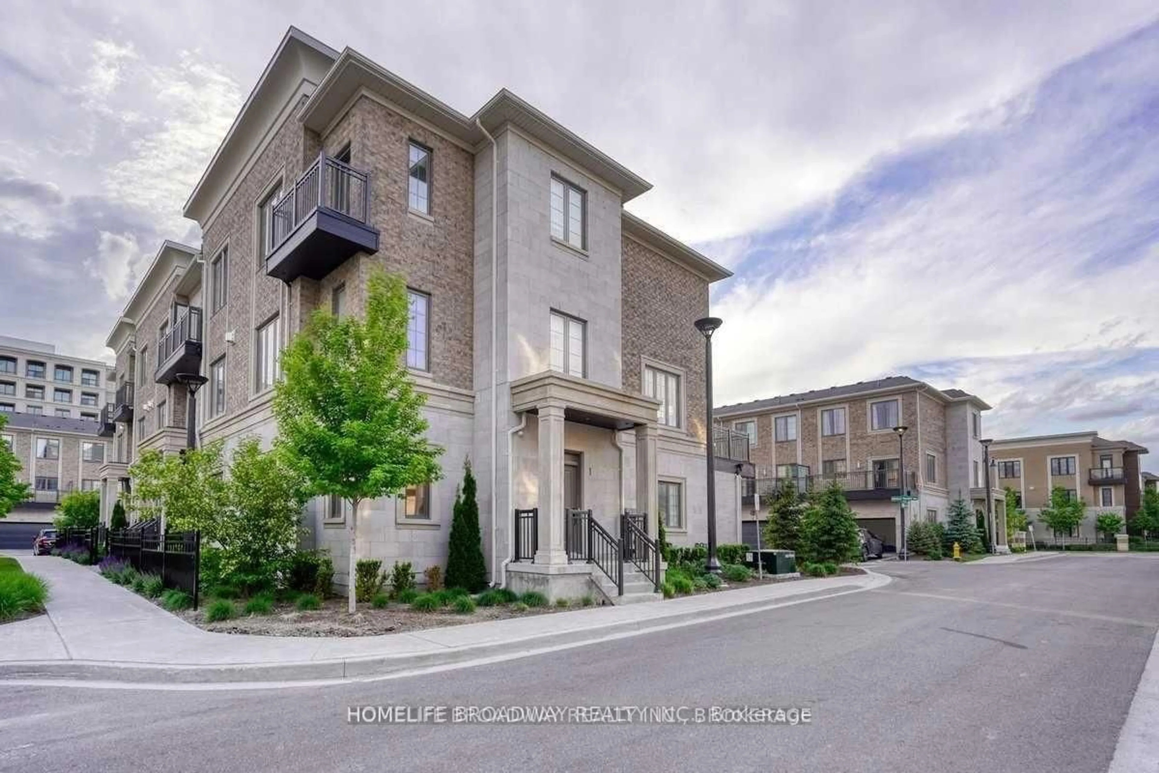 Unknown for 1 Mildred Temple Way, Markham Ontario L3R 4Z7