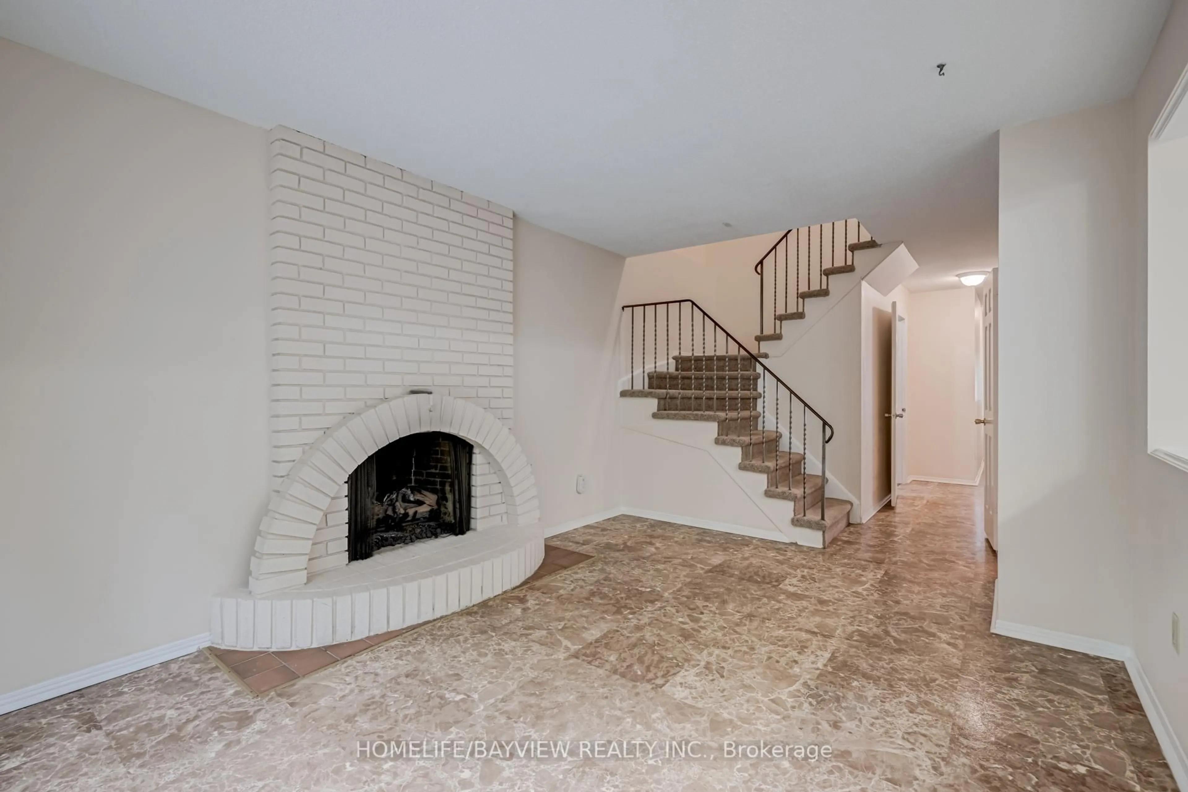 Indoor foyer for 39 West Borough St, Markham Ontario L3T 4V6