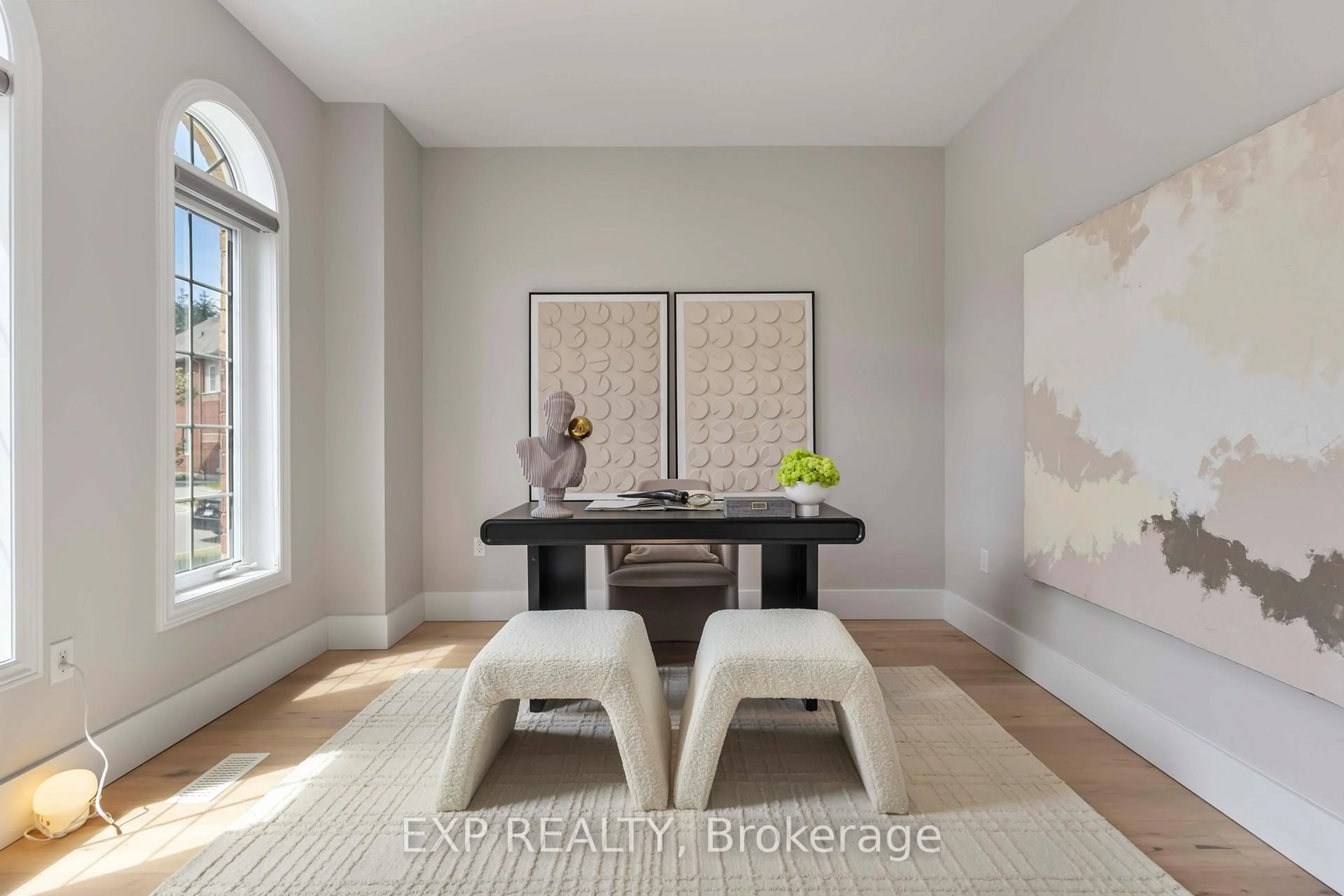 Unknown for 127 Greenwood Rd, Whitchurch-Stouffville Ontario L4A 4N7