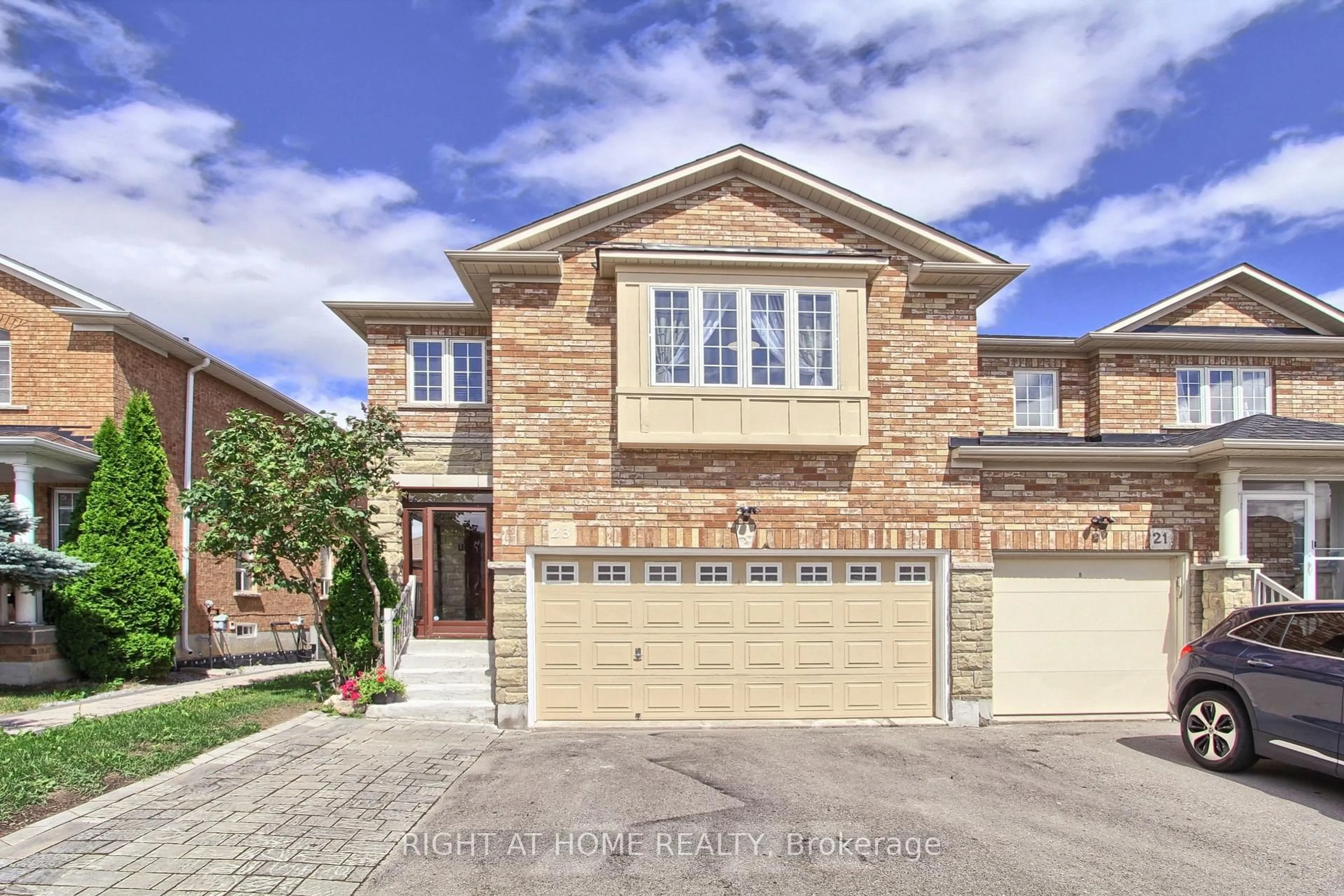 Home with brick exterior material, street for 23 Maffey Cres, Richmond Hill Ontario L4S 0A7