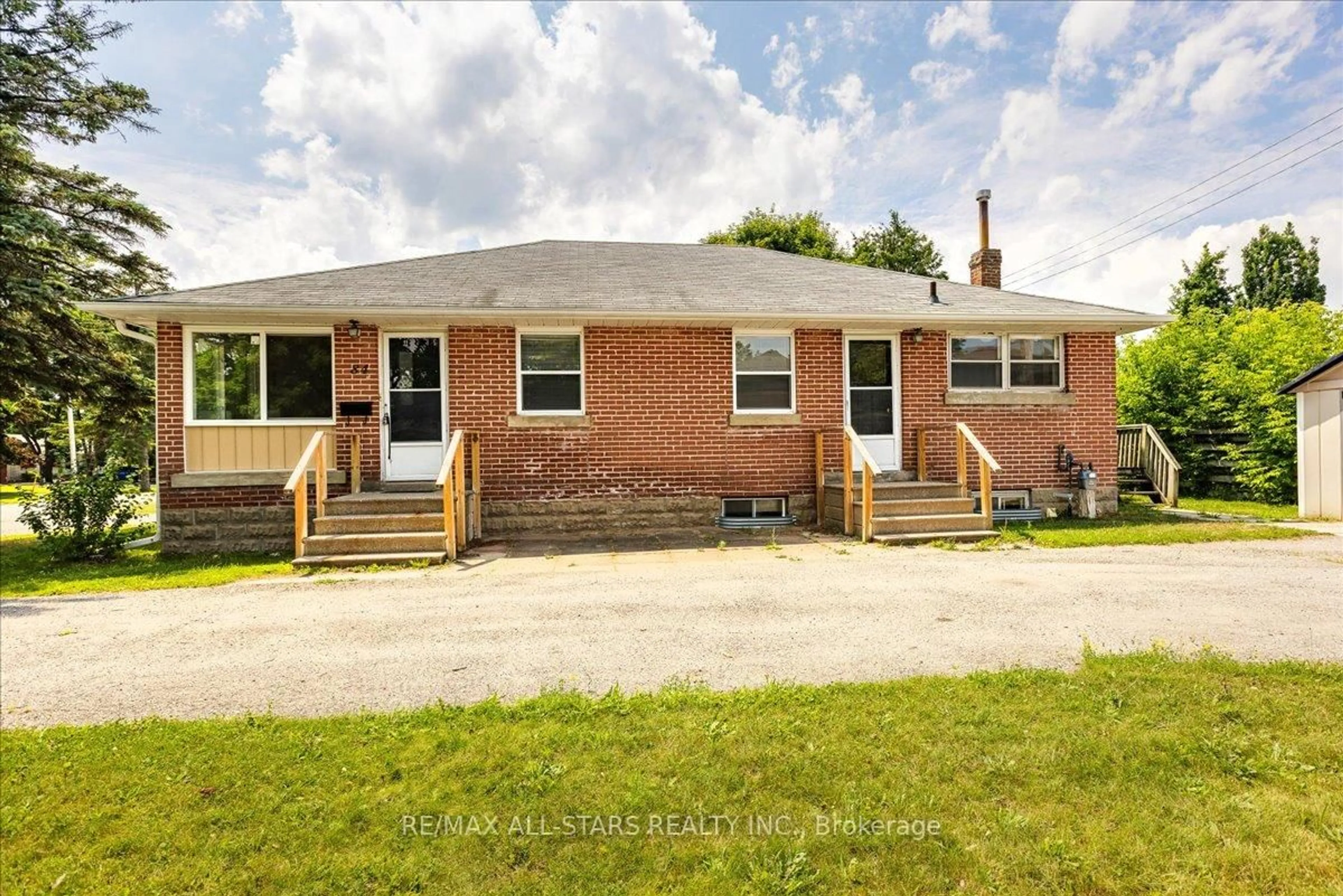 Home with brick exterior material, street for 84 Metro Rd, Georgina Ontario L4P 1C4