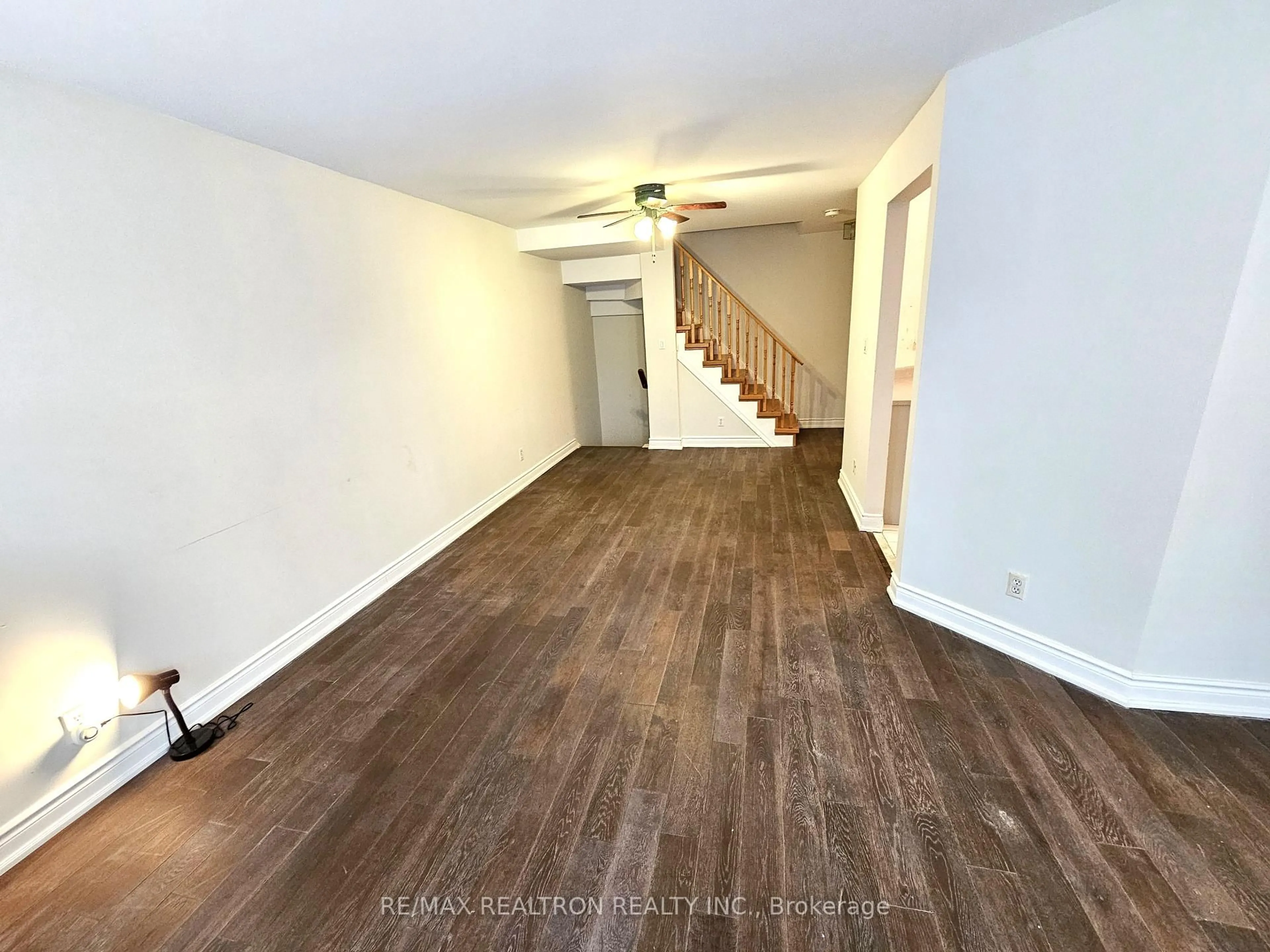 A pic of a room for 151 Townsgate Dr #89, Vaughan Ontario L4J 8J7