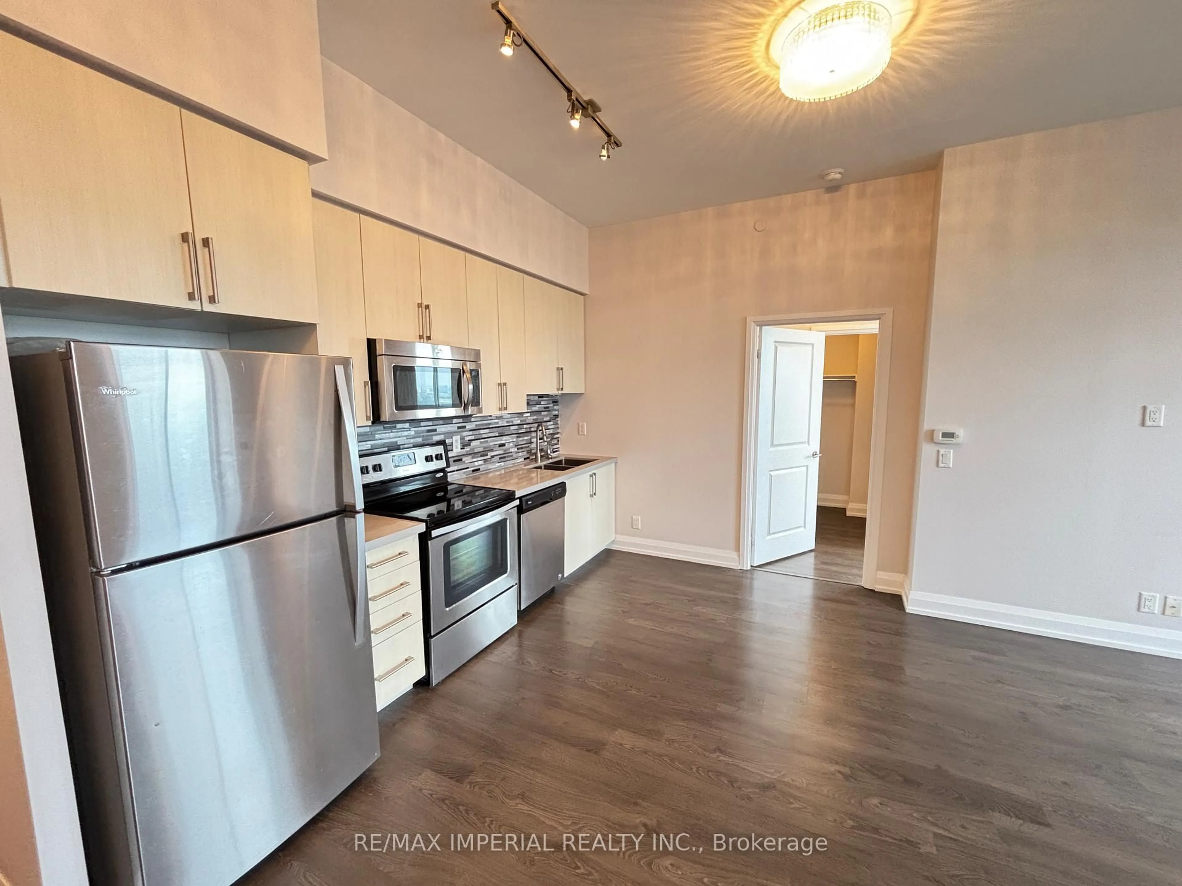 Unknown for 7890 Bathurst St #2301, Vaughan Ontario L4J 0J9