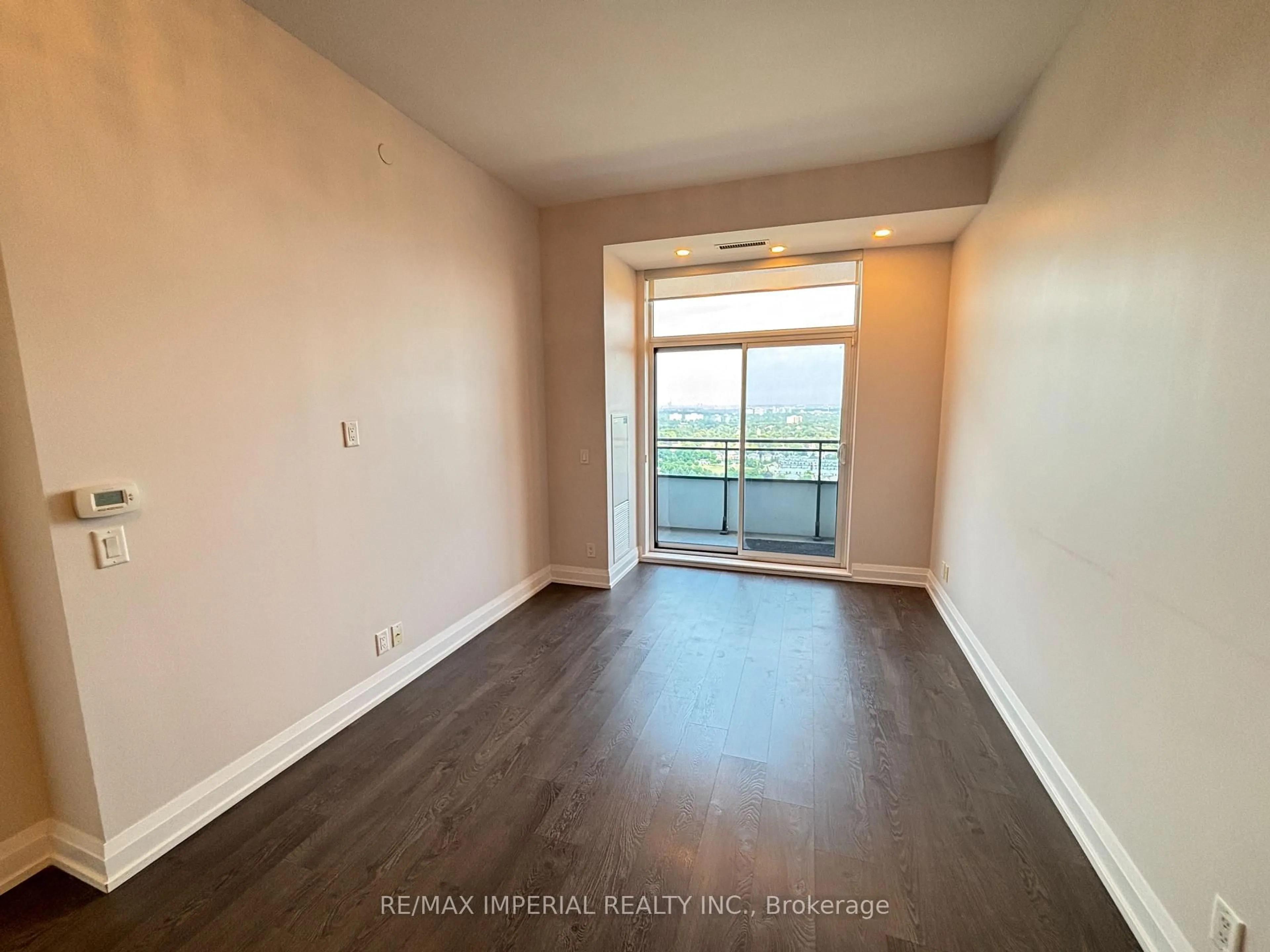 A pic of a room for 7890 Bathurst St #2301, Vaughan Ontario L4J 0J9