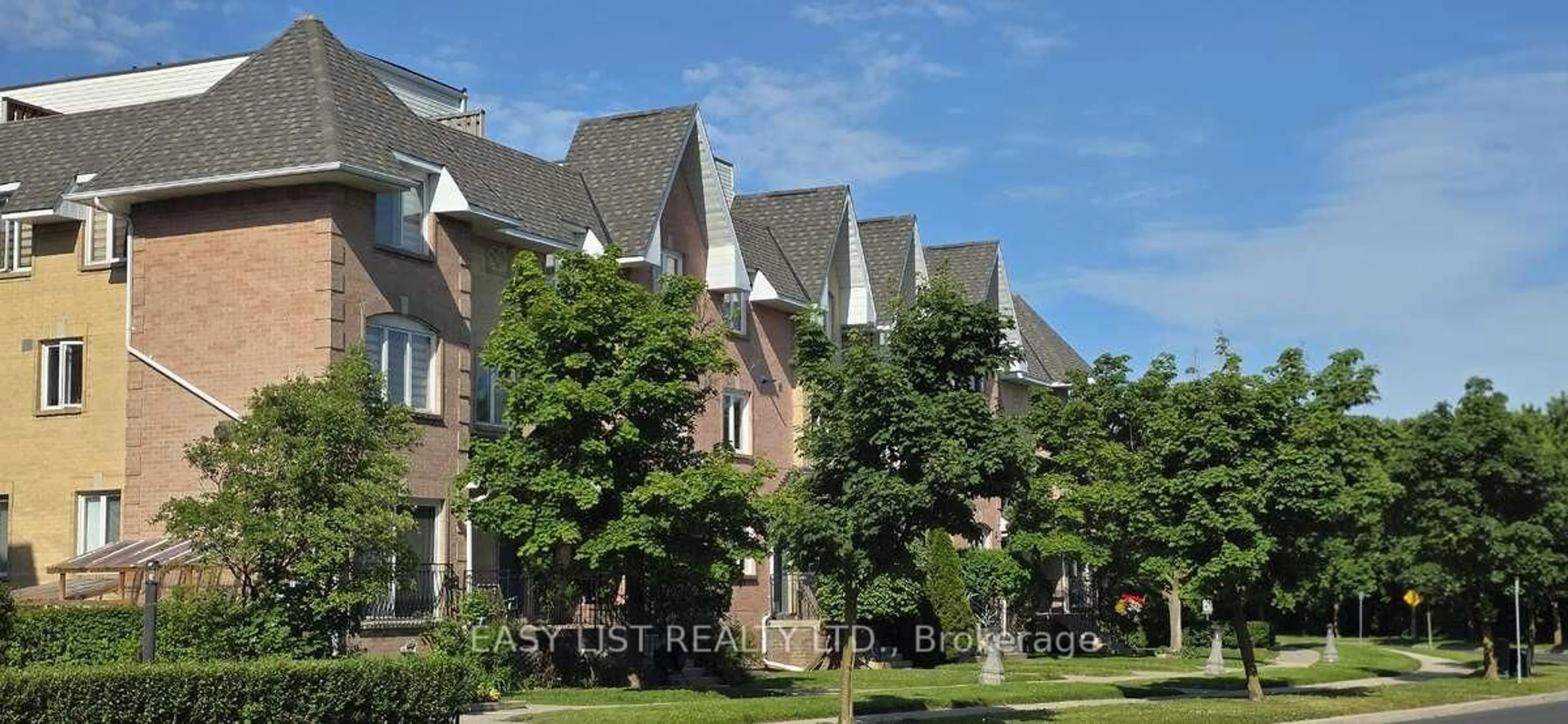 Home with brick exterior material, street for 75 Weldrick Rd #613, Richmond Hill Ontario L4C 0H9